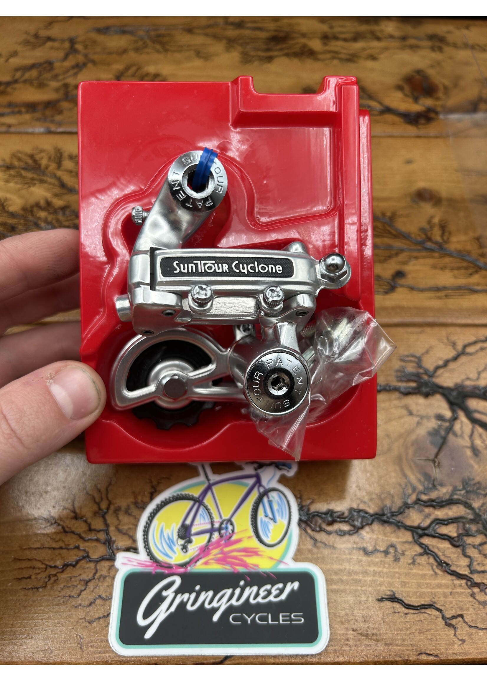 Suntour Suntour Cyclone RD-1700 Short Cage Rear Derailleur NOS
