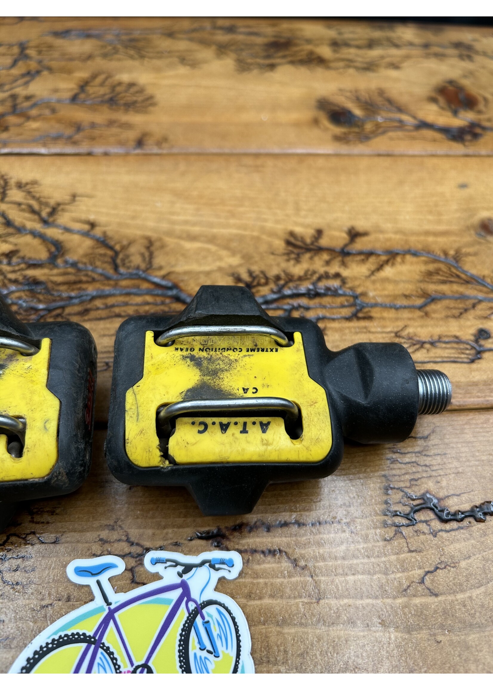 Time Time ATAC MTB  Yellow Clipless Pedals