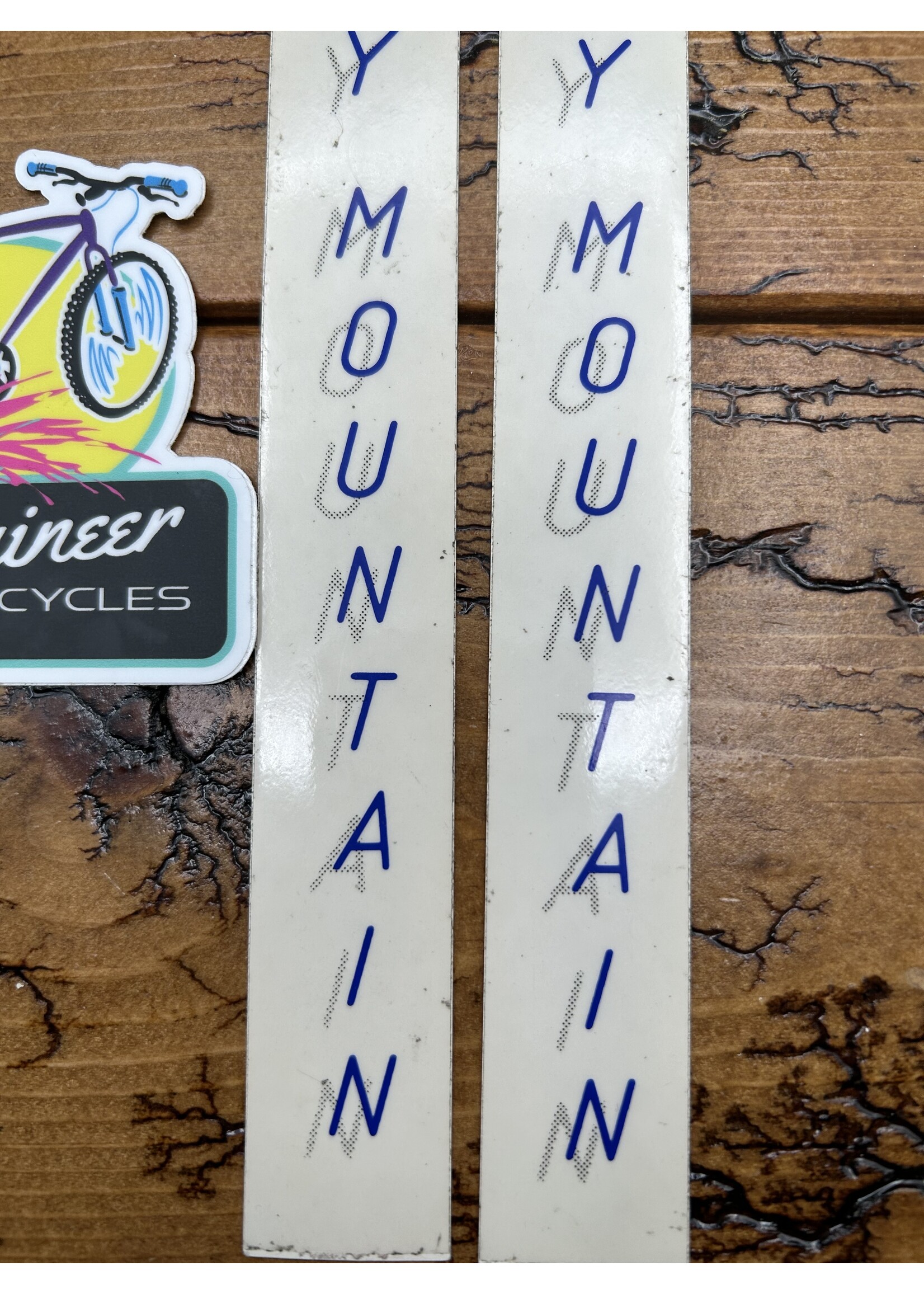 Rocky Mountain Rocky Mountain Blue/Gray Vertical Decals