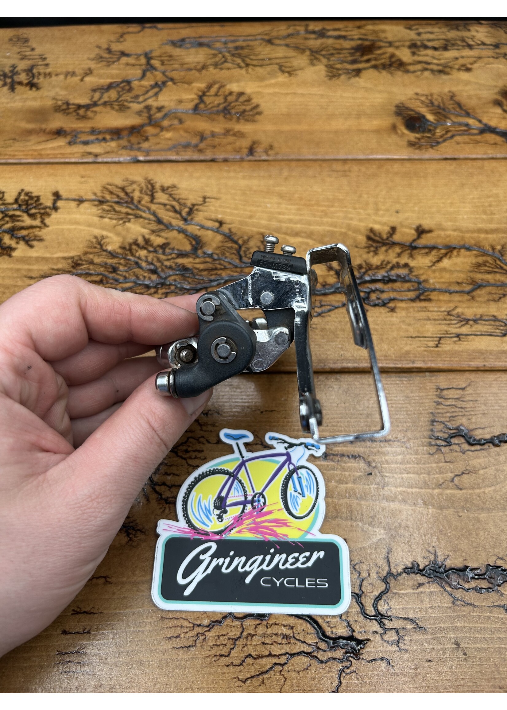 SHIMANO Shimano Deore XT FD-M739 31.8mm Bottom Pull Front Derailleur
