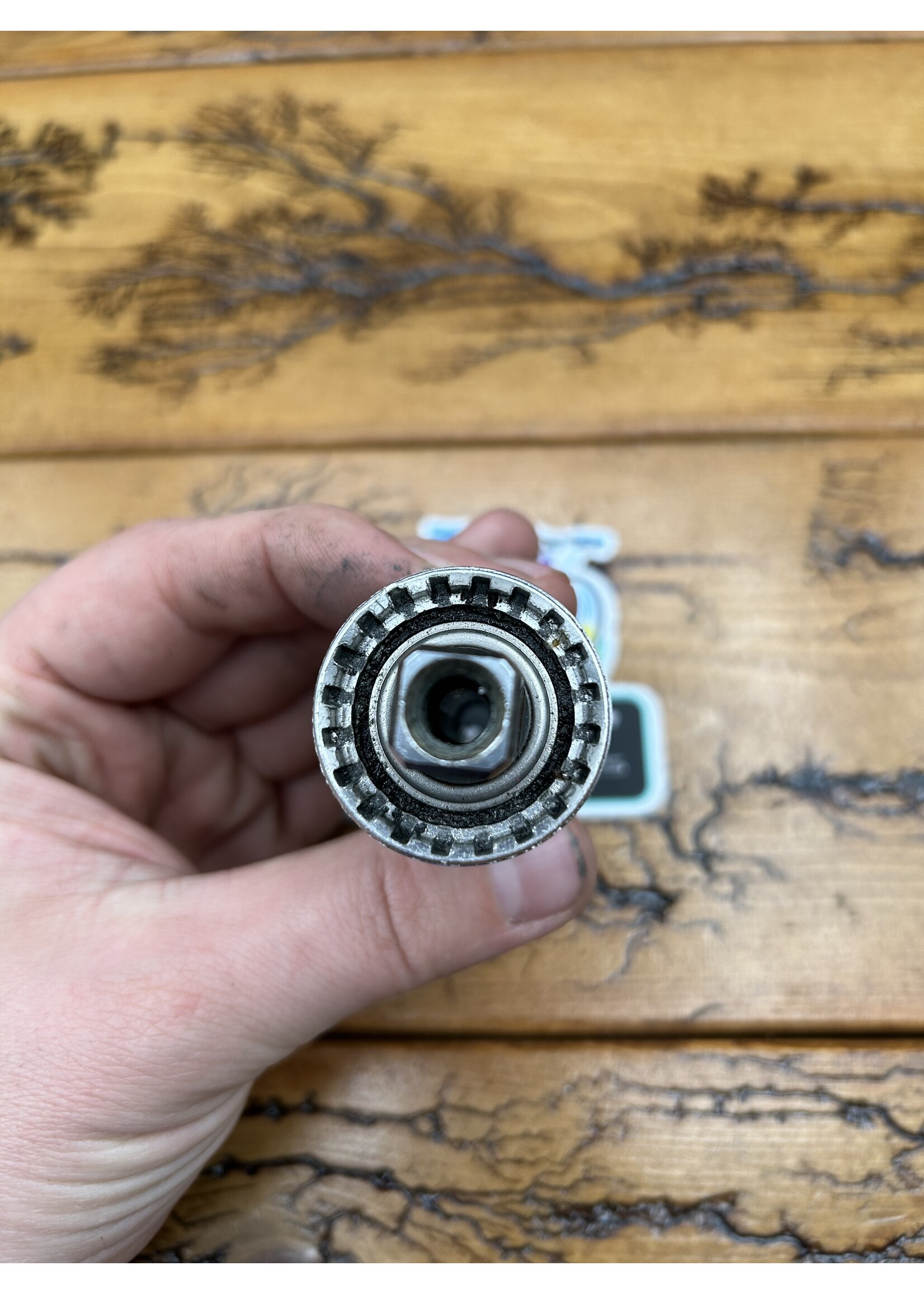 SHIMANO Shimano Dura Ace BB-7410 68x103mm Square Taper Bottom Bracket