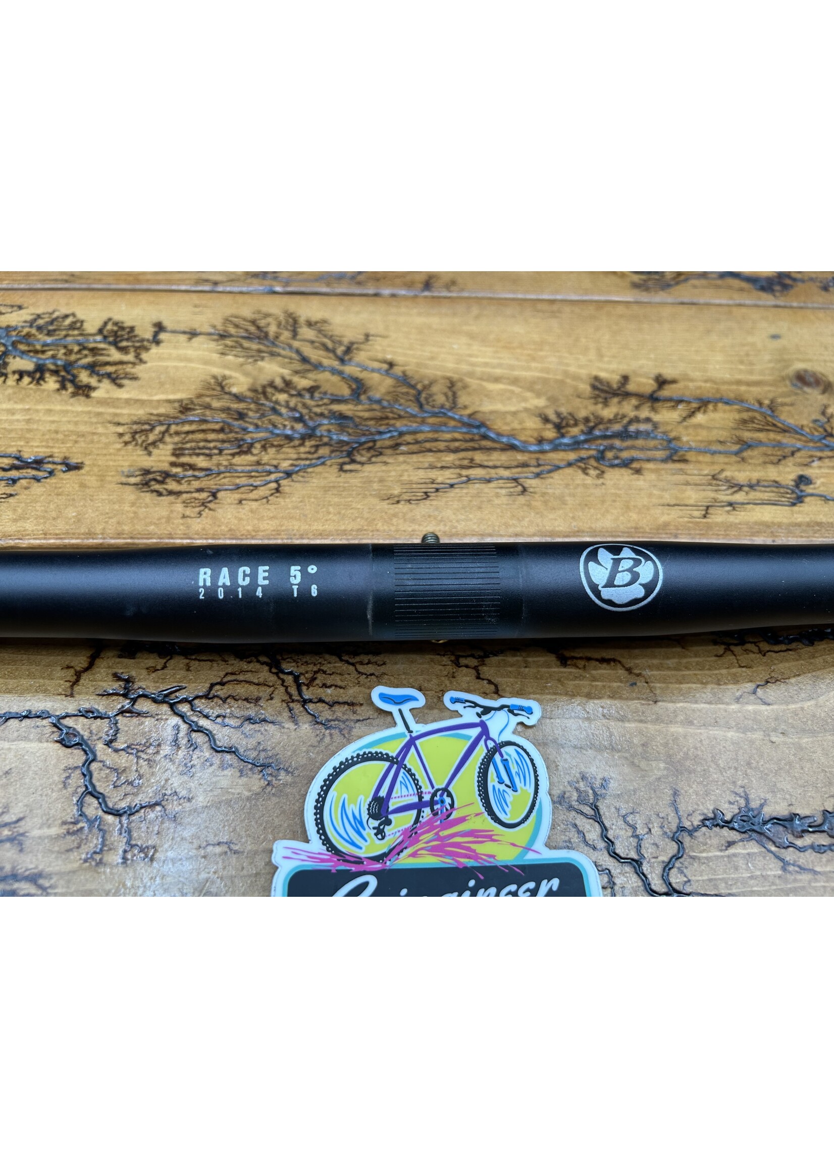 Bontrager Bontrager Race 5 Degree 565mm 25.4mm Black Handlebar