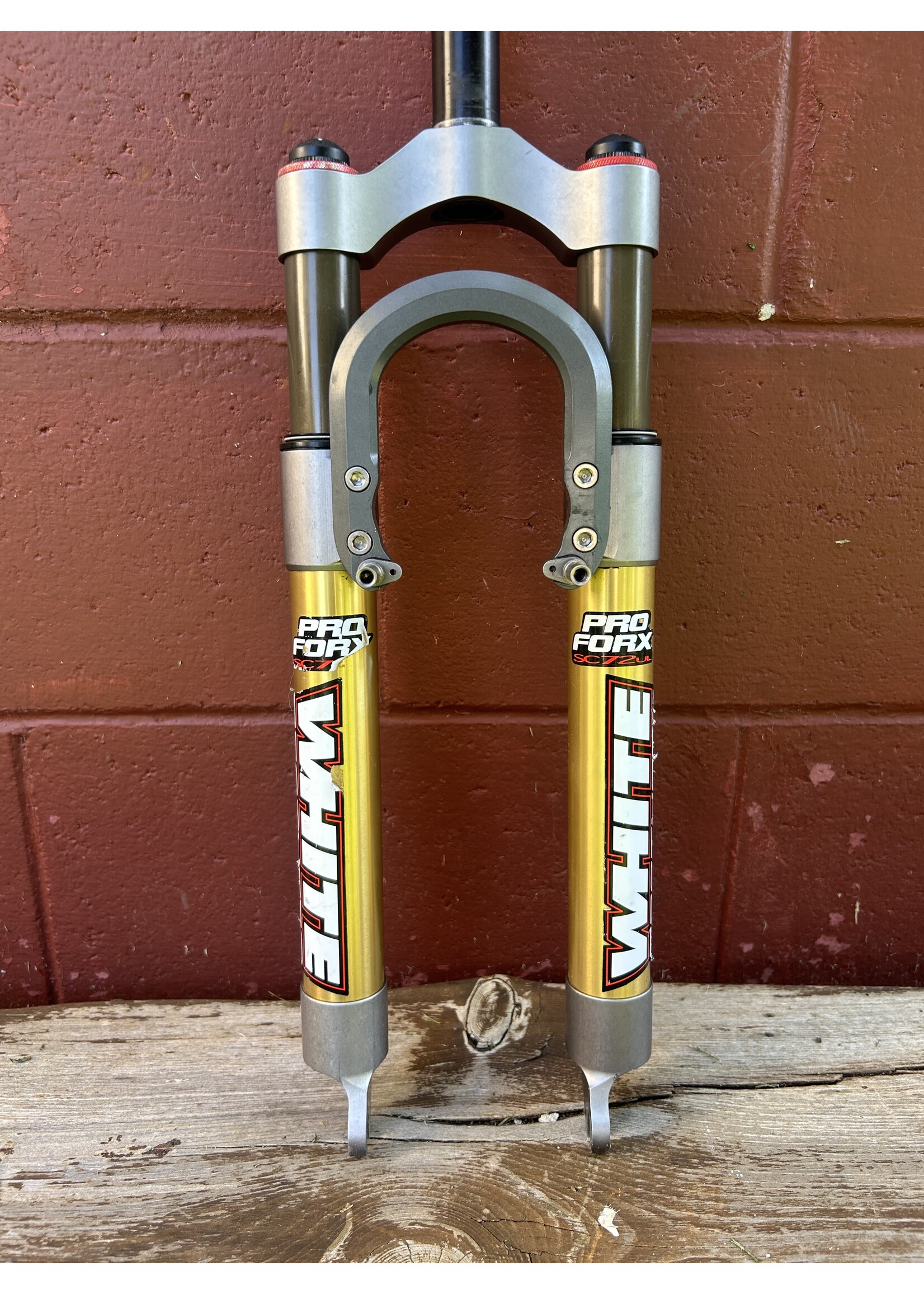 White Brothers White Brothers Pro Forx SC72UL 1 1/8 Threadless Suspension Fork