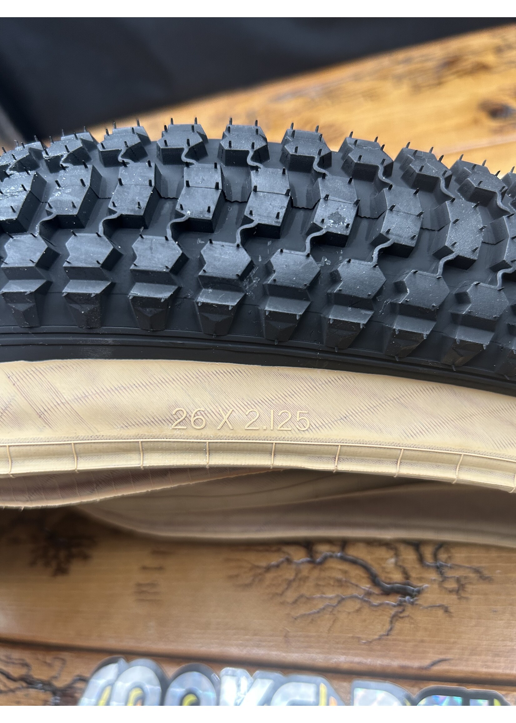 House Of Looptail House Of Looptail Snake Belly 26x2.125 Tan Wall Tire