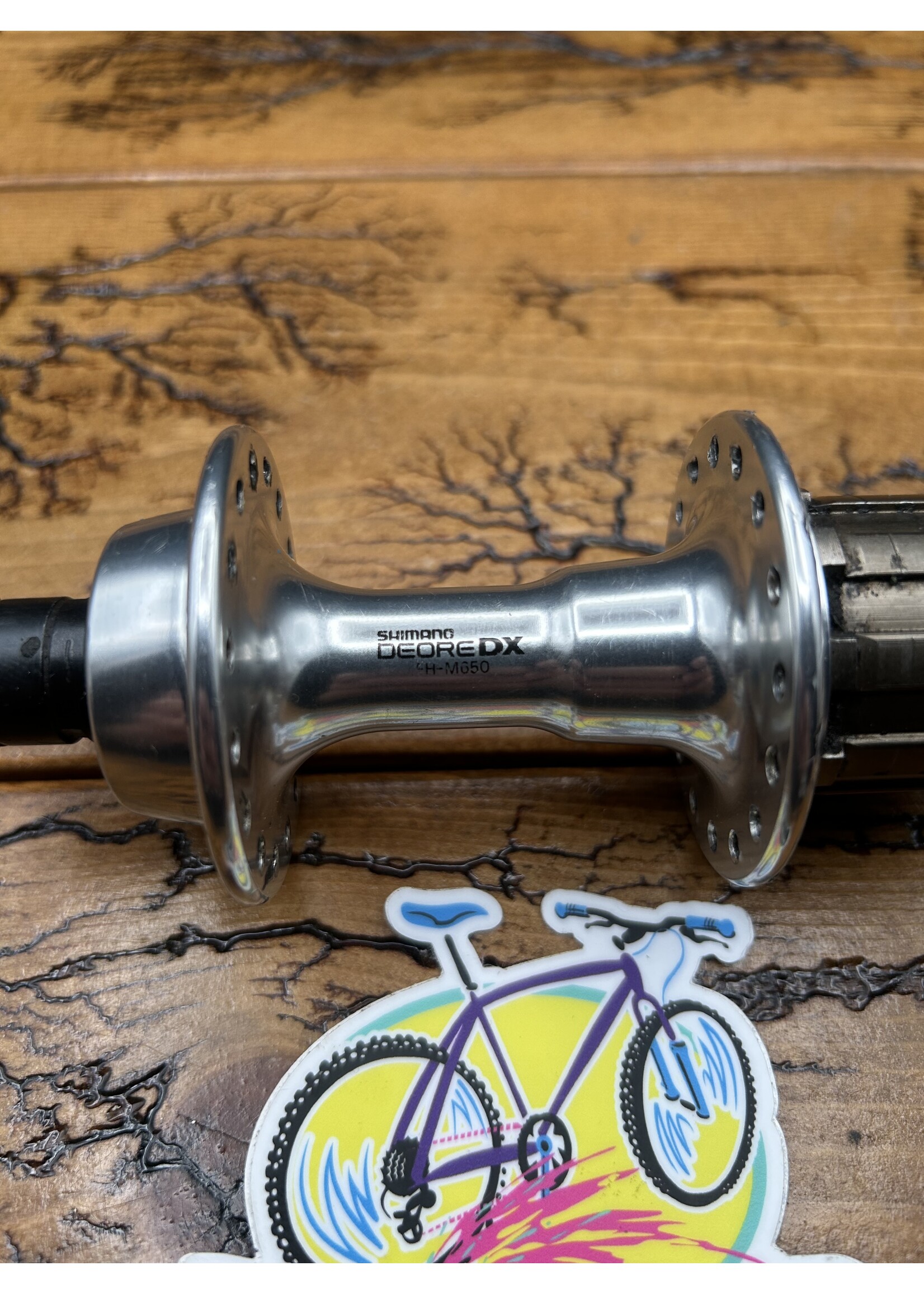 SHIMANO Shimano Deore DX FH-M650 32 Hole Rear Hub