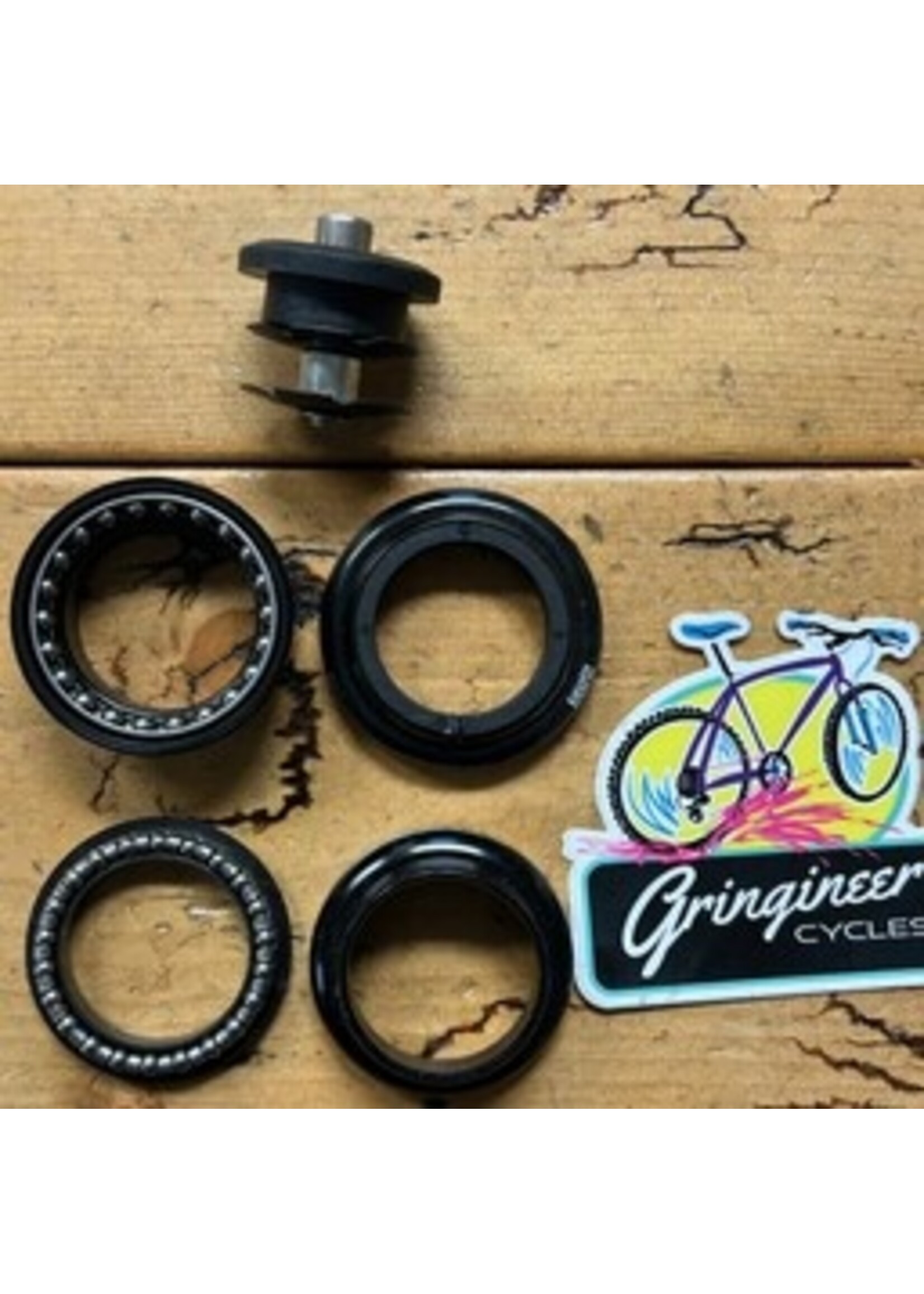 Aheadset AHeadset Kontak 94 SA Black 1 1/4 Inch Threadless Headset NOS