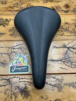 Vetta Vetta Black Saddle