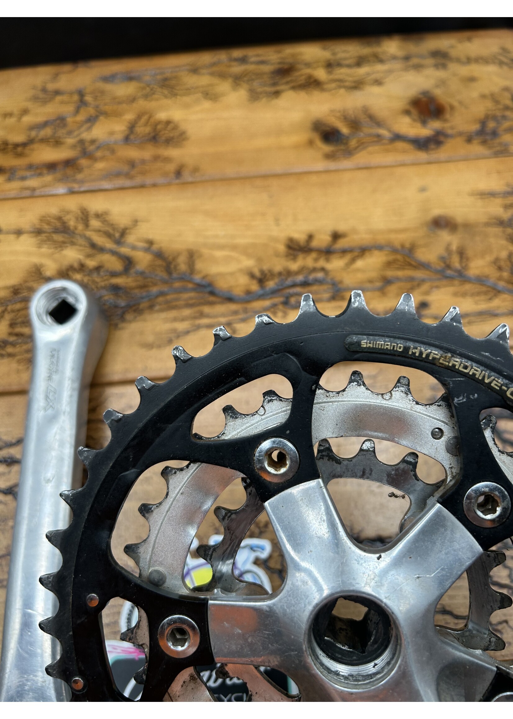 SHIMANO Shimano Deore LX FC-M563 42/32/22 175mm Crankset