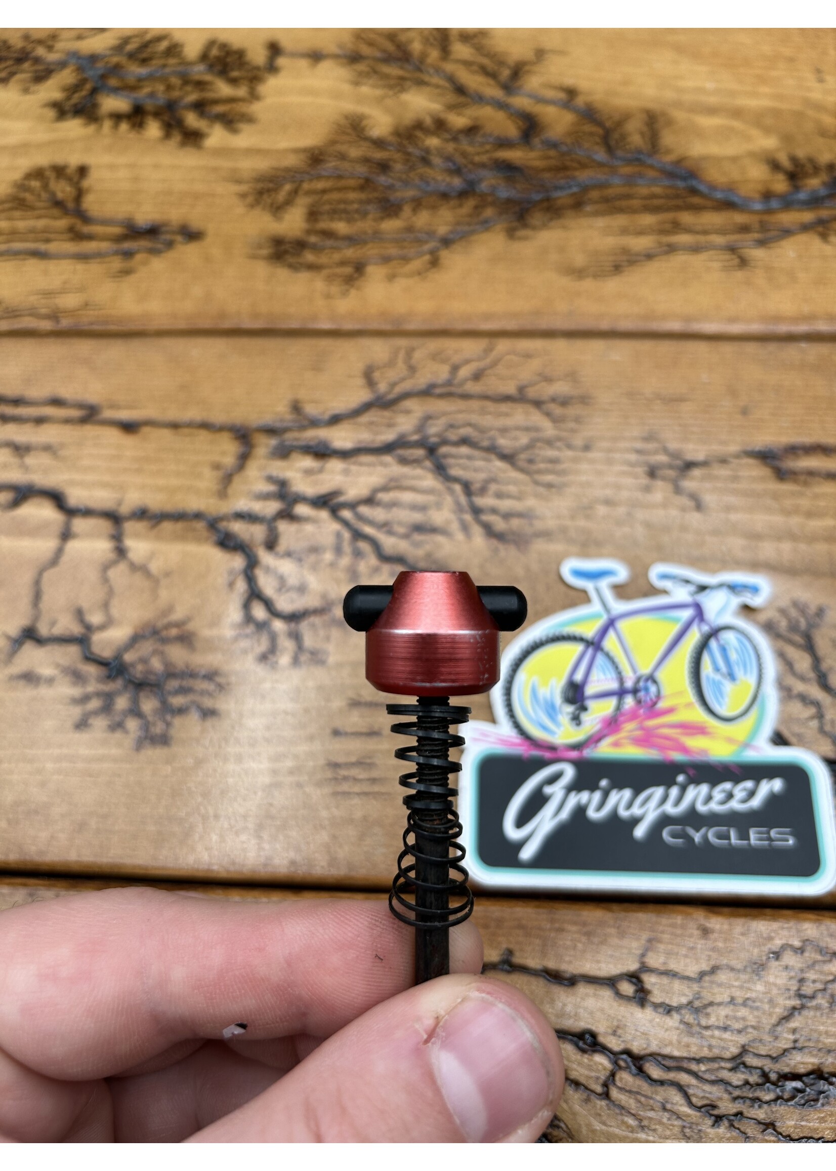 American Classic American Classic Red Front Quick Release Skewer