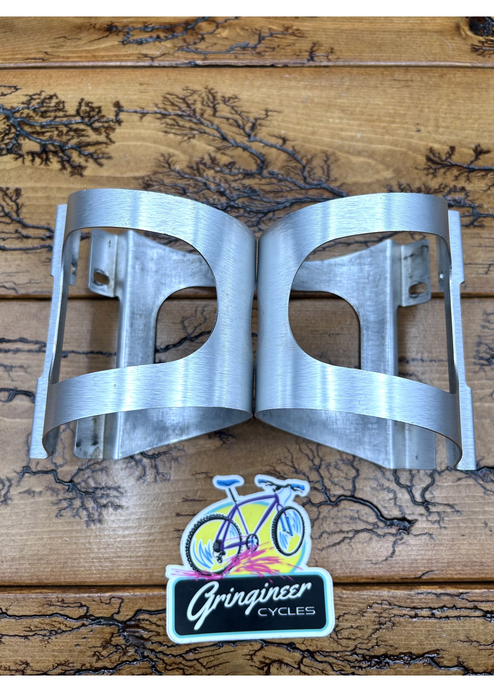 Ringle Pair of Ringle H20 Silver Water Bottle Cage With Hardware