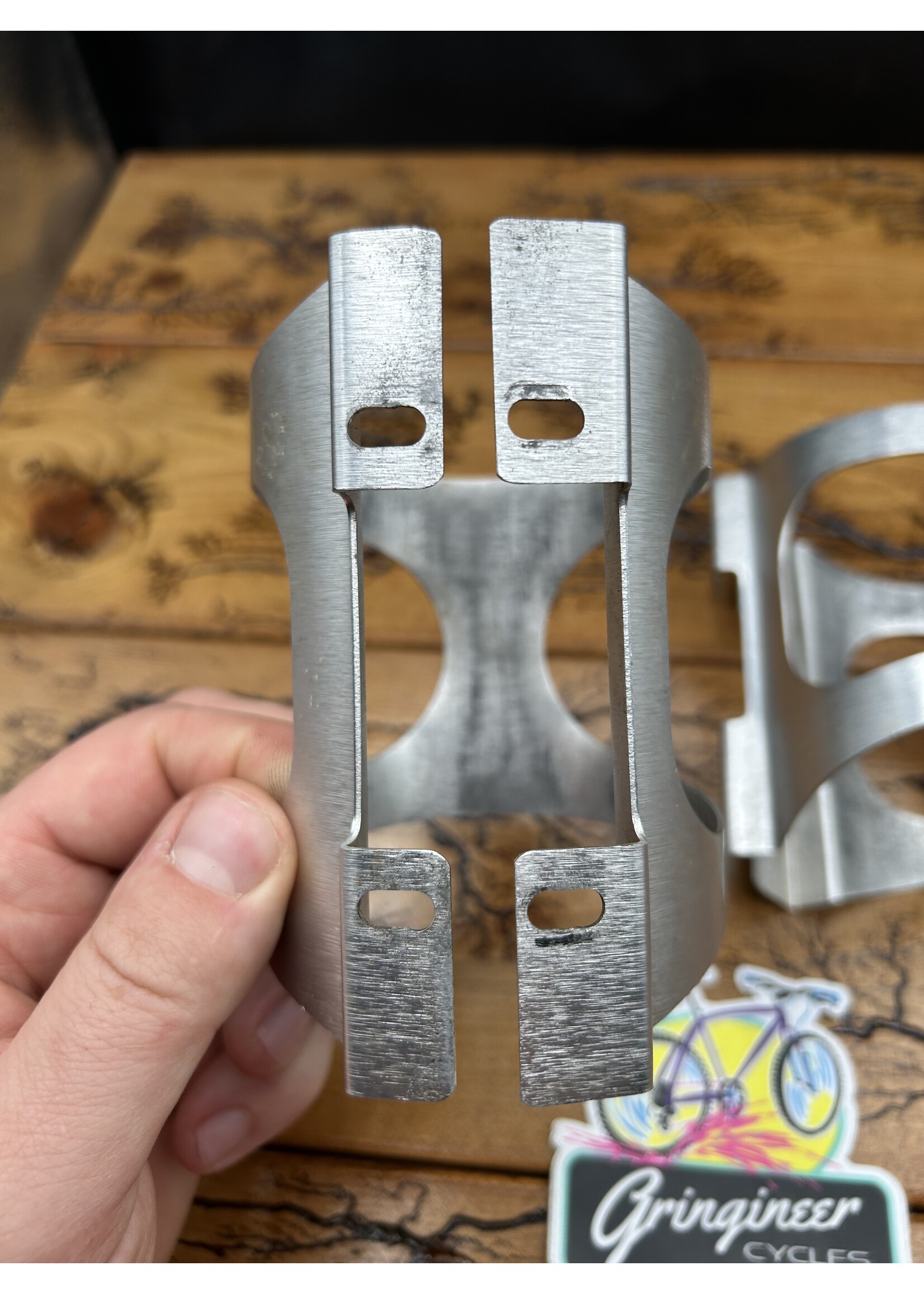 Ringle Pair of Ringle H20 Silver Water Bottle Cage With Hardware