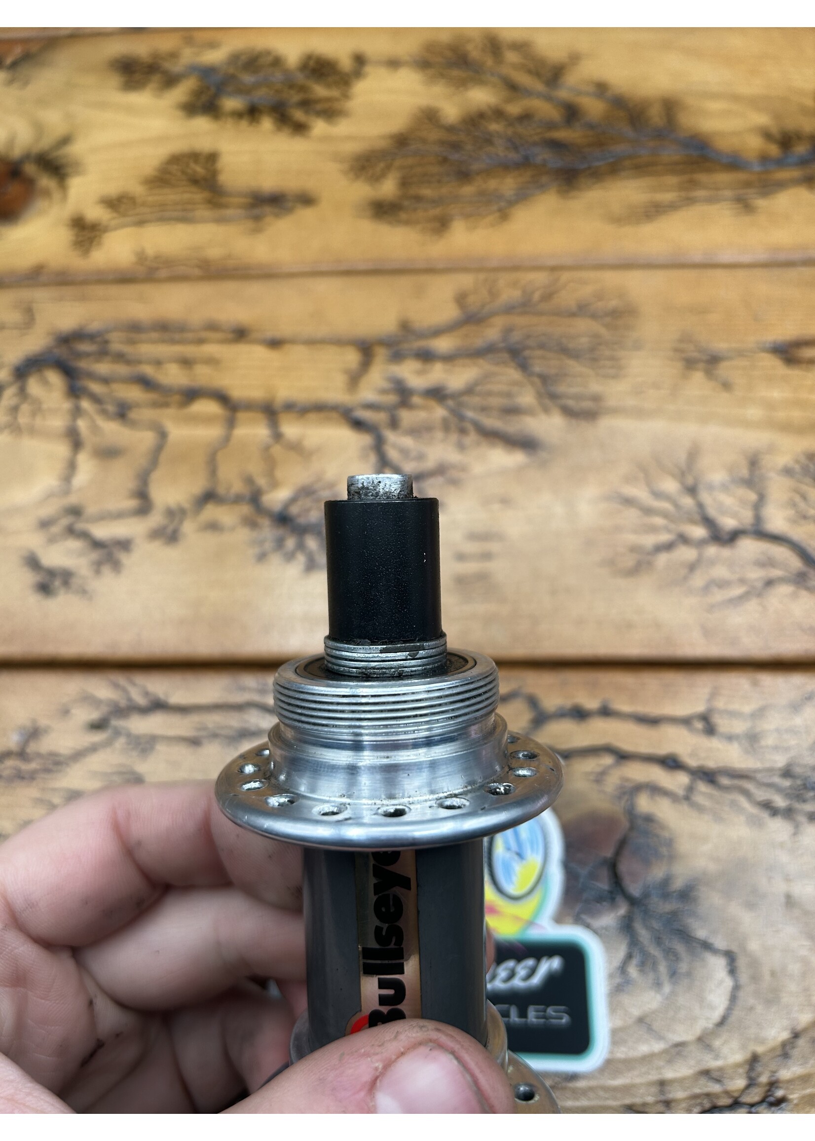 Bullseye Bullseye Silver and Gray 32 Hole 126mm Rear Hub