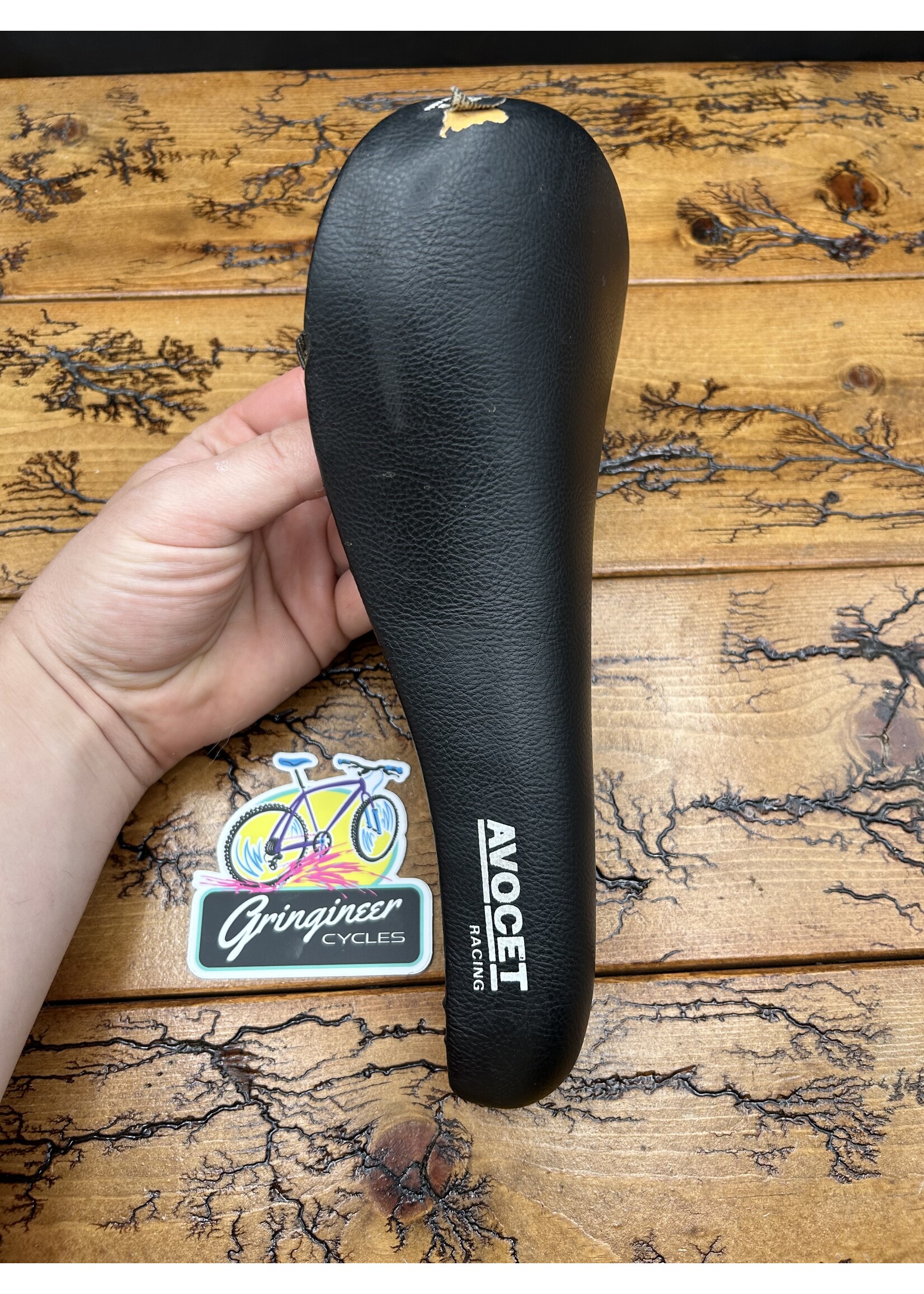 Avocet Racing White Logos Saddle