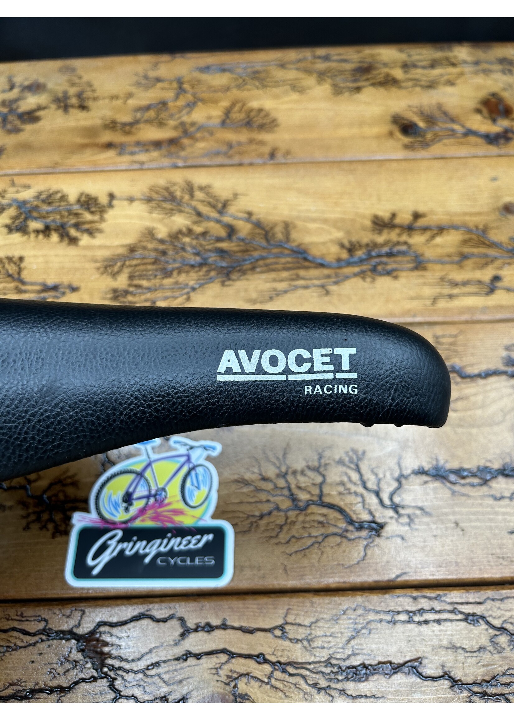 Avocet Racing White Logos Saddle