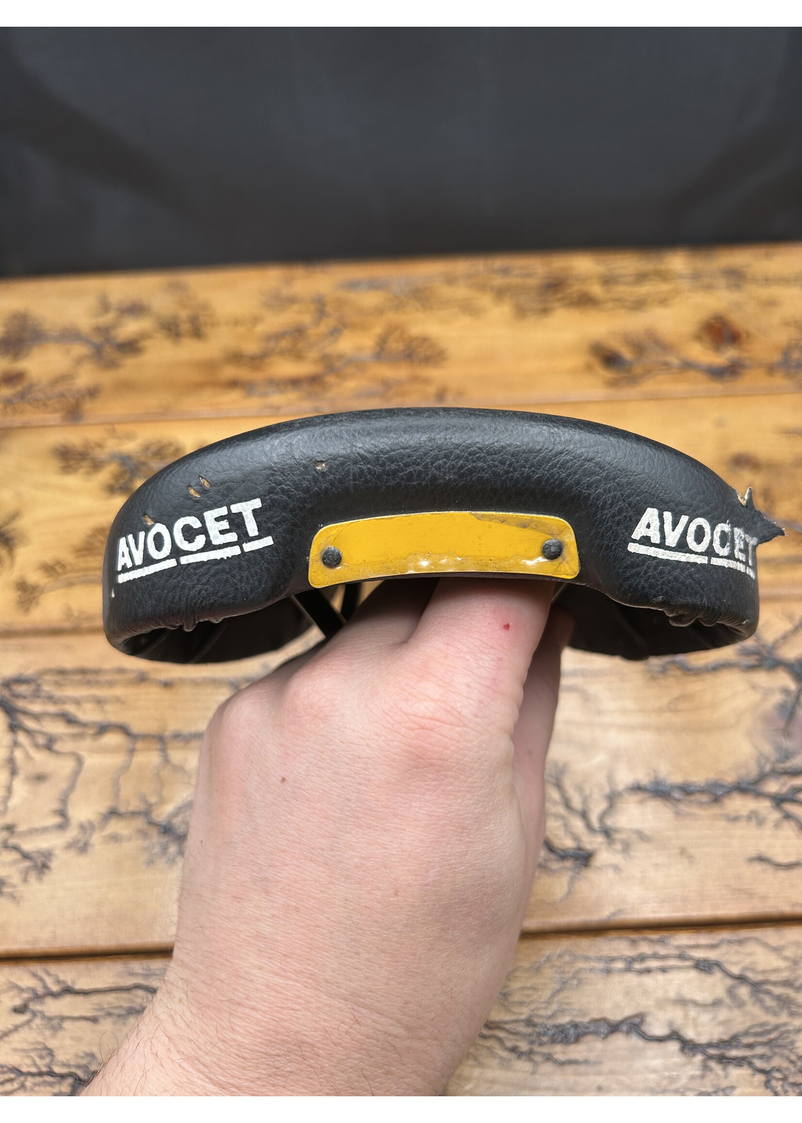 Avocet Racing White Logos Saddle