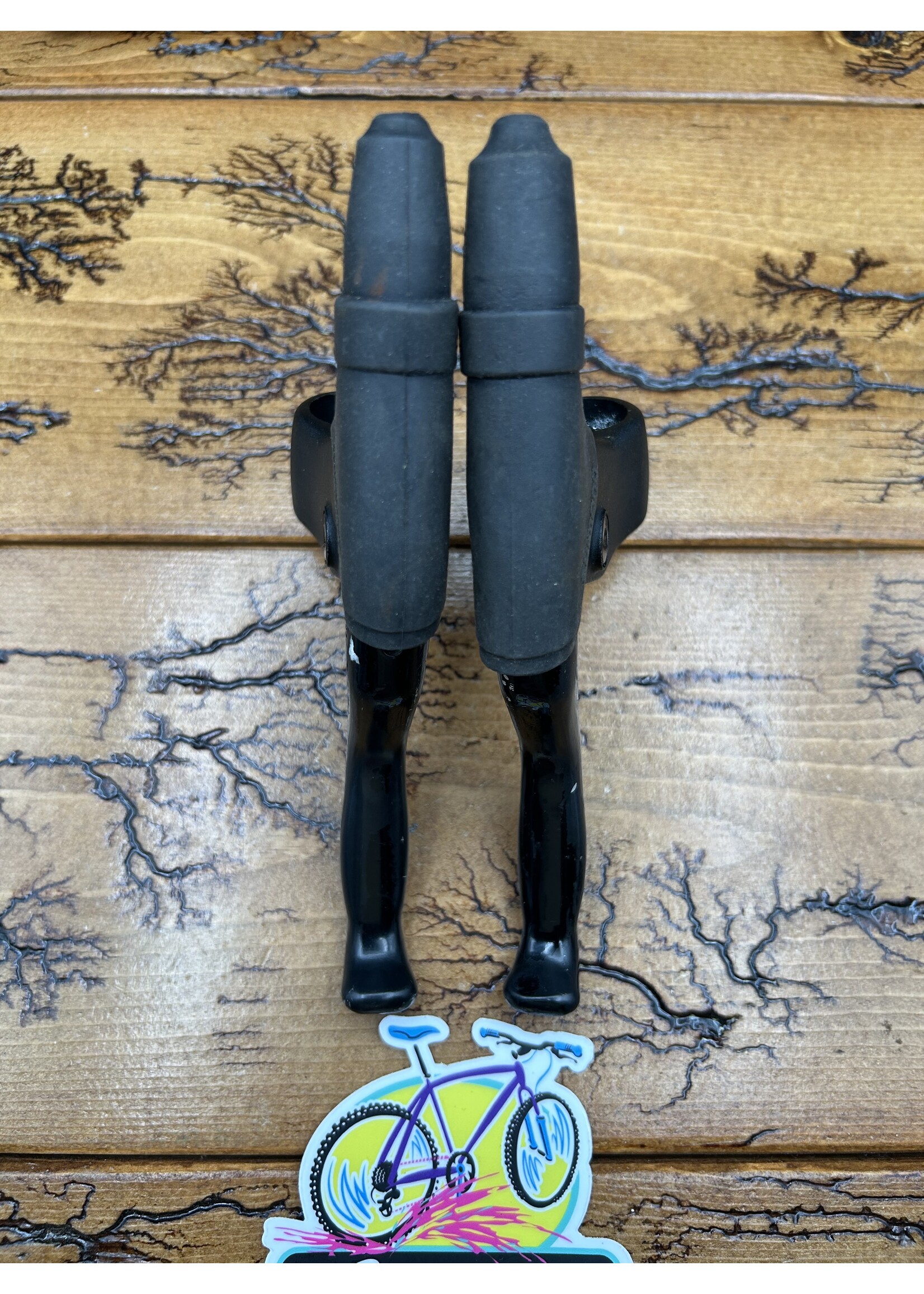 SHIMANO Shimano Deore XT BL-M733 Brake Levers With Hoods