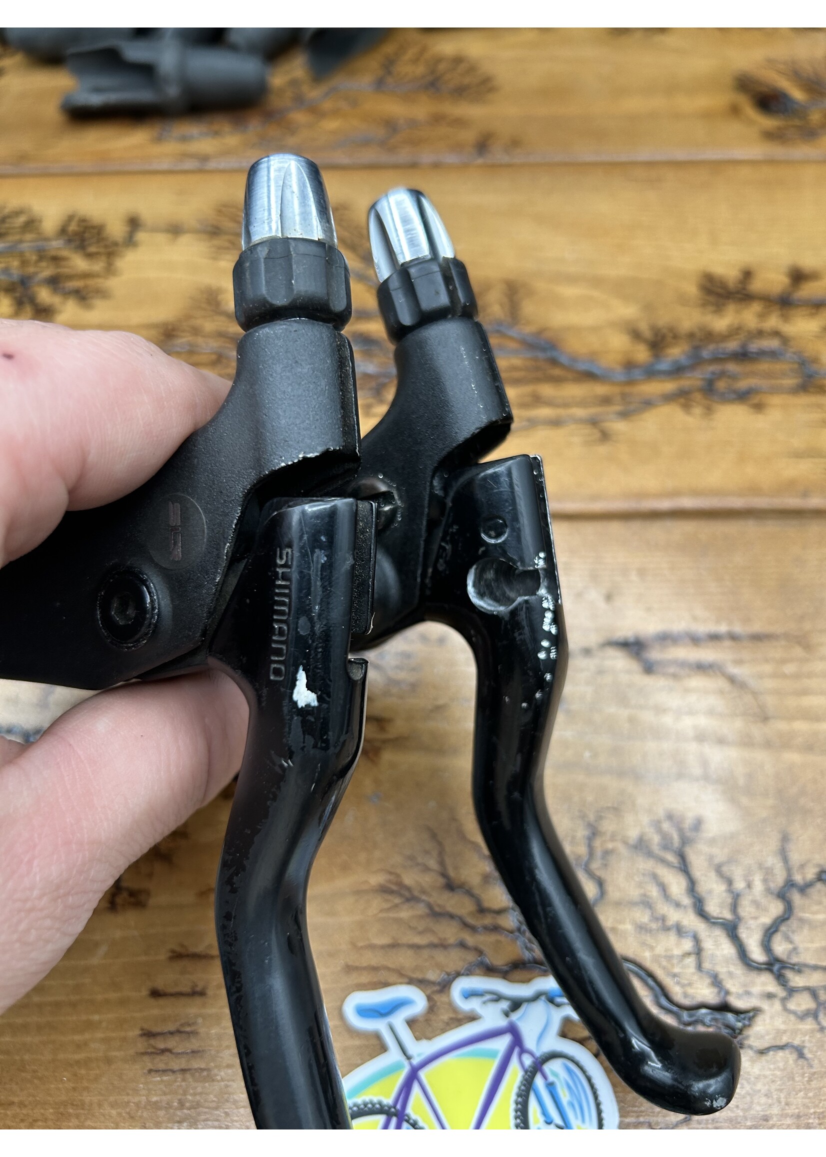 SHIMANO Shimano Deore XT BL-M733 Brake Levers With Hoods
