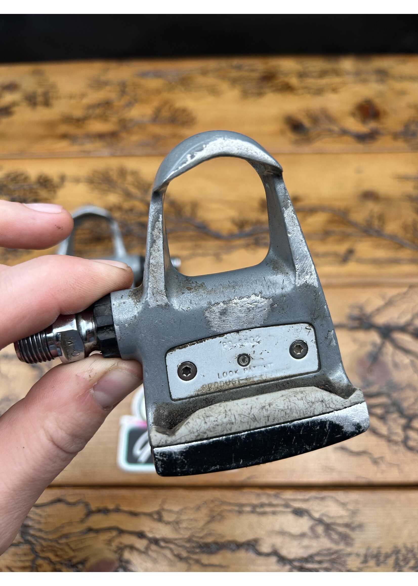 SHIMANO Shimano 600 PD-6402 Clipless Pedals