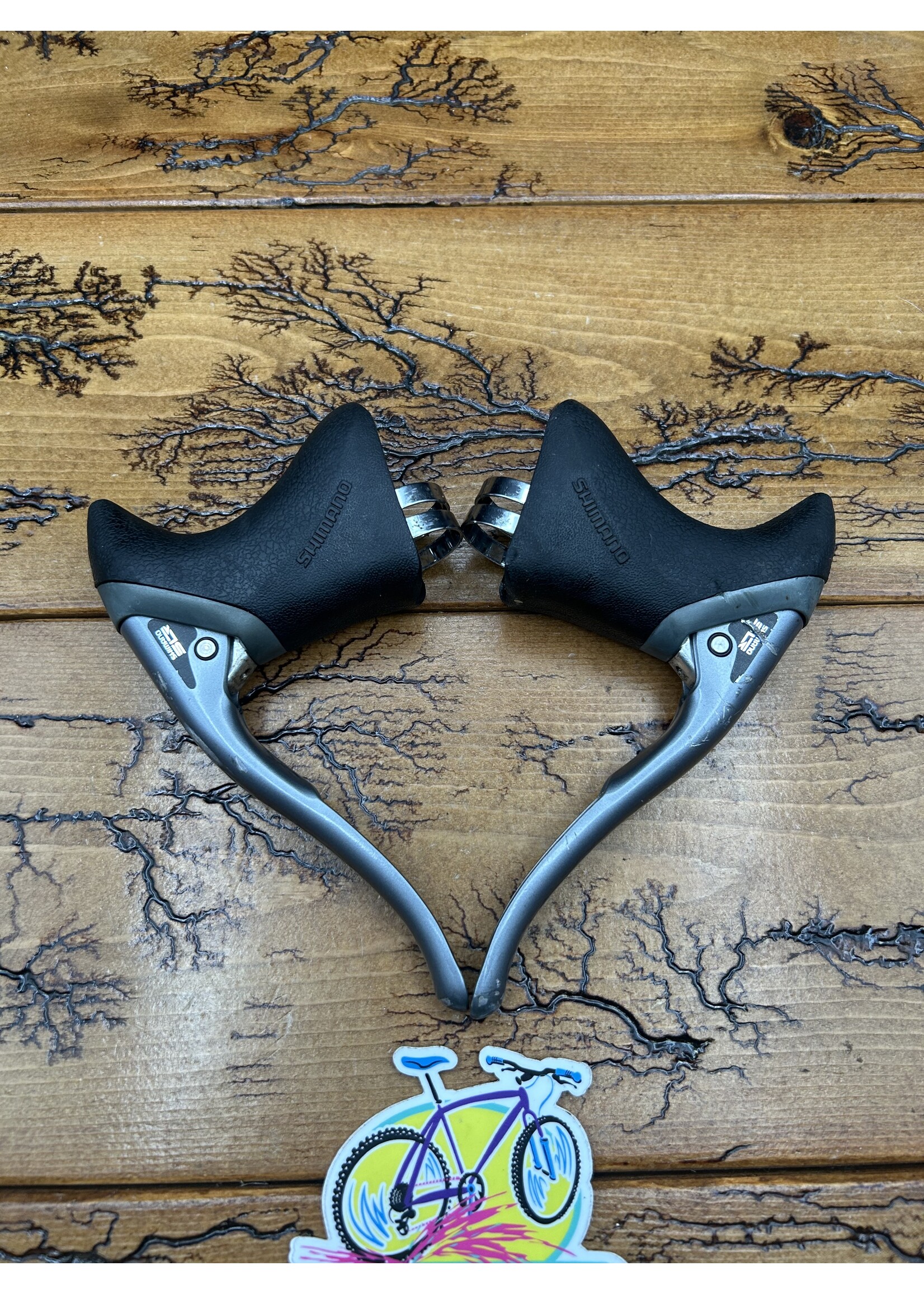 SHIMANO Shimano Ultegra 600 BL-6401 Brake Levers