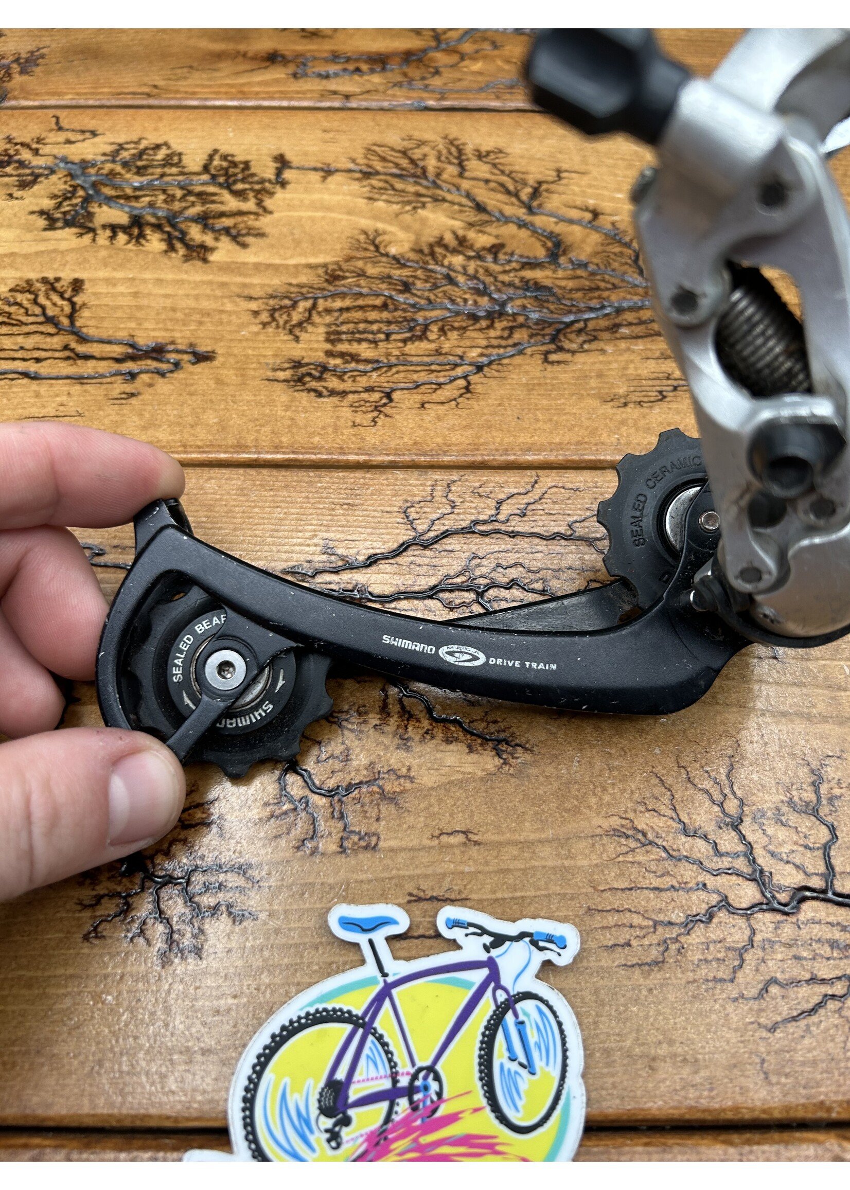 SHIMANO Shimano Deore XT Rd-M760 Rapid Rise 9 Speed Rear Derailleur