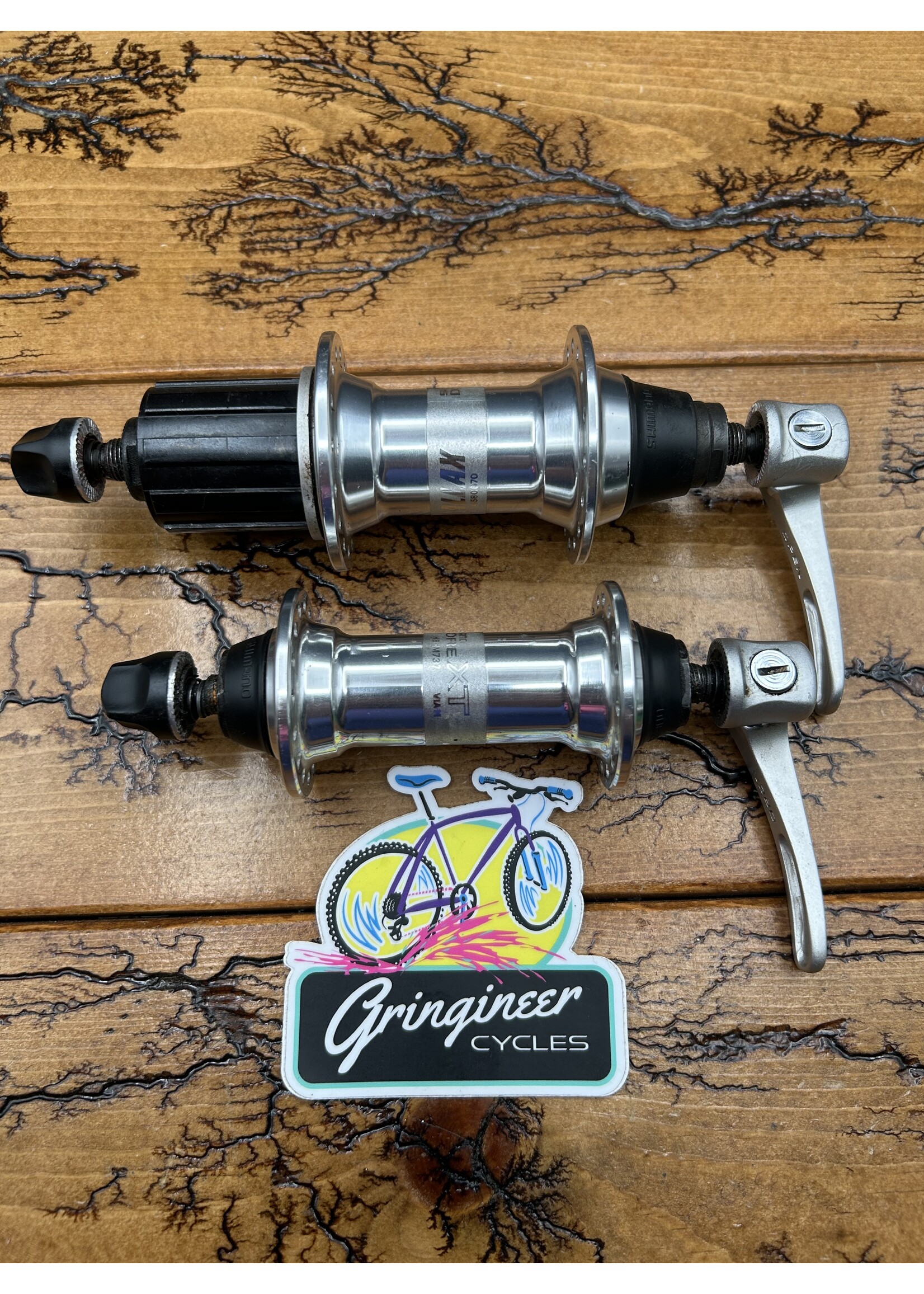 SHIMANO Shimano Deore XT M737 32 Hole Hub Set With Skewers