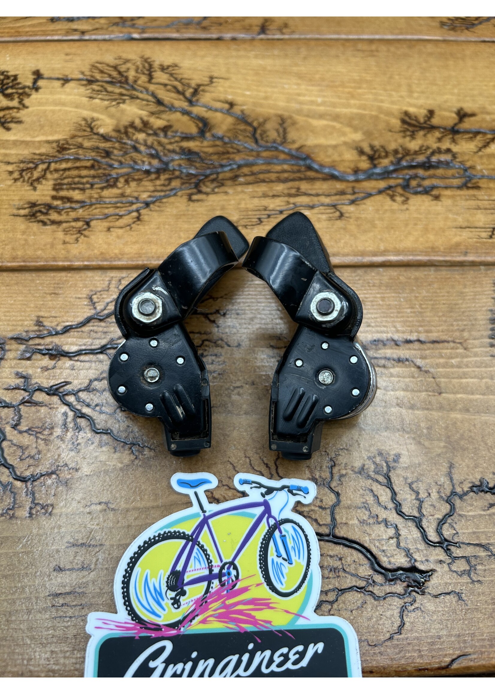 Suntour Suntour Accushift 7 Speed Thumb Shifters