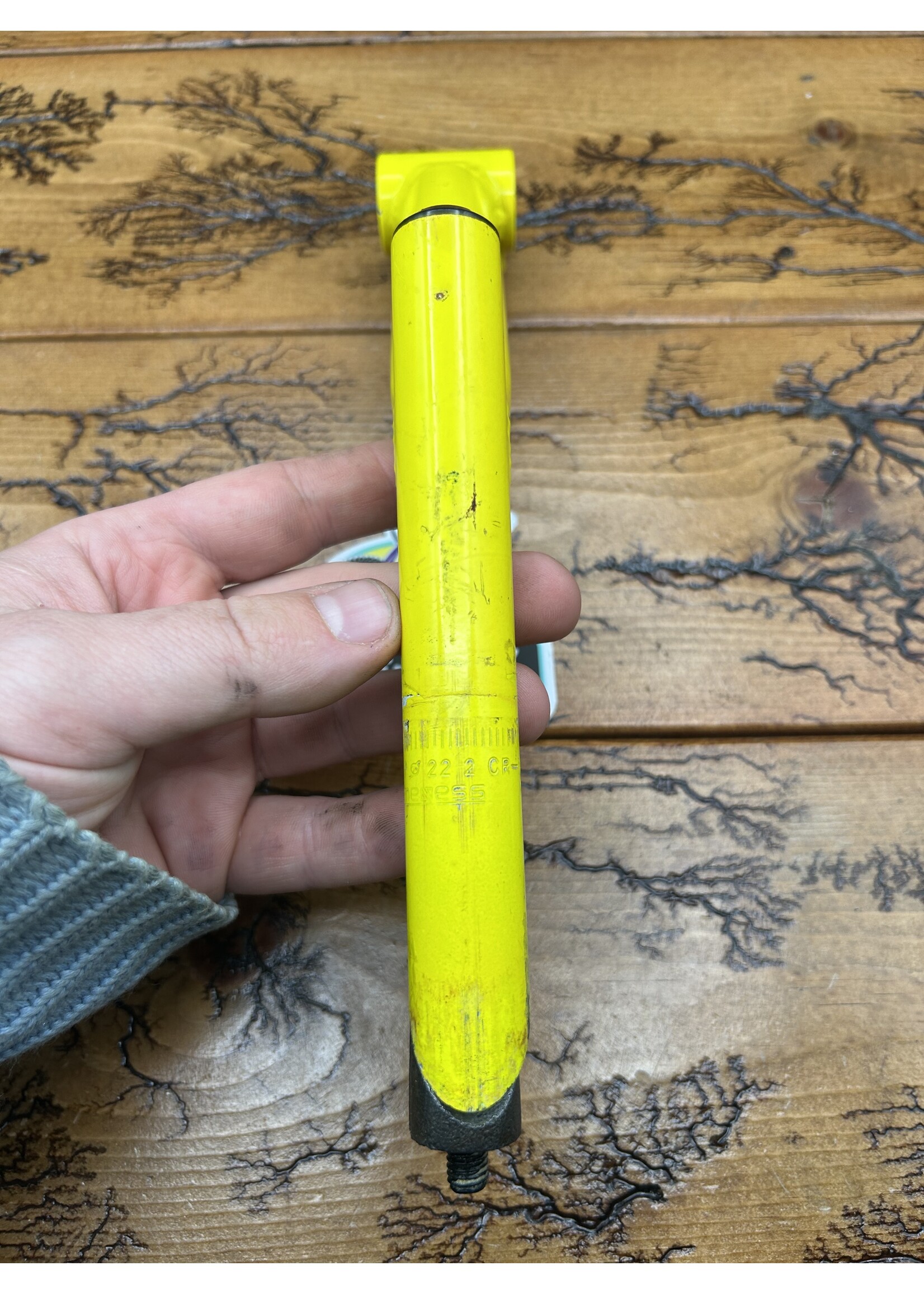 GT GT Yellow 145mm 50 Degree 1 Inch 25.4mm Quill Stem