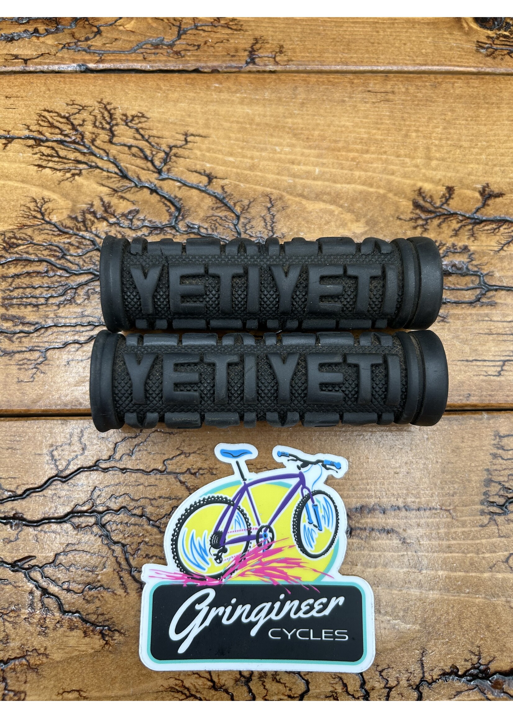 Yeti Yeti Black Grips
