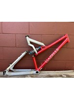 Titus 2000 Medium Titus Custom QuasiMoto Frame