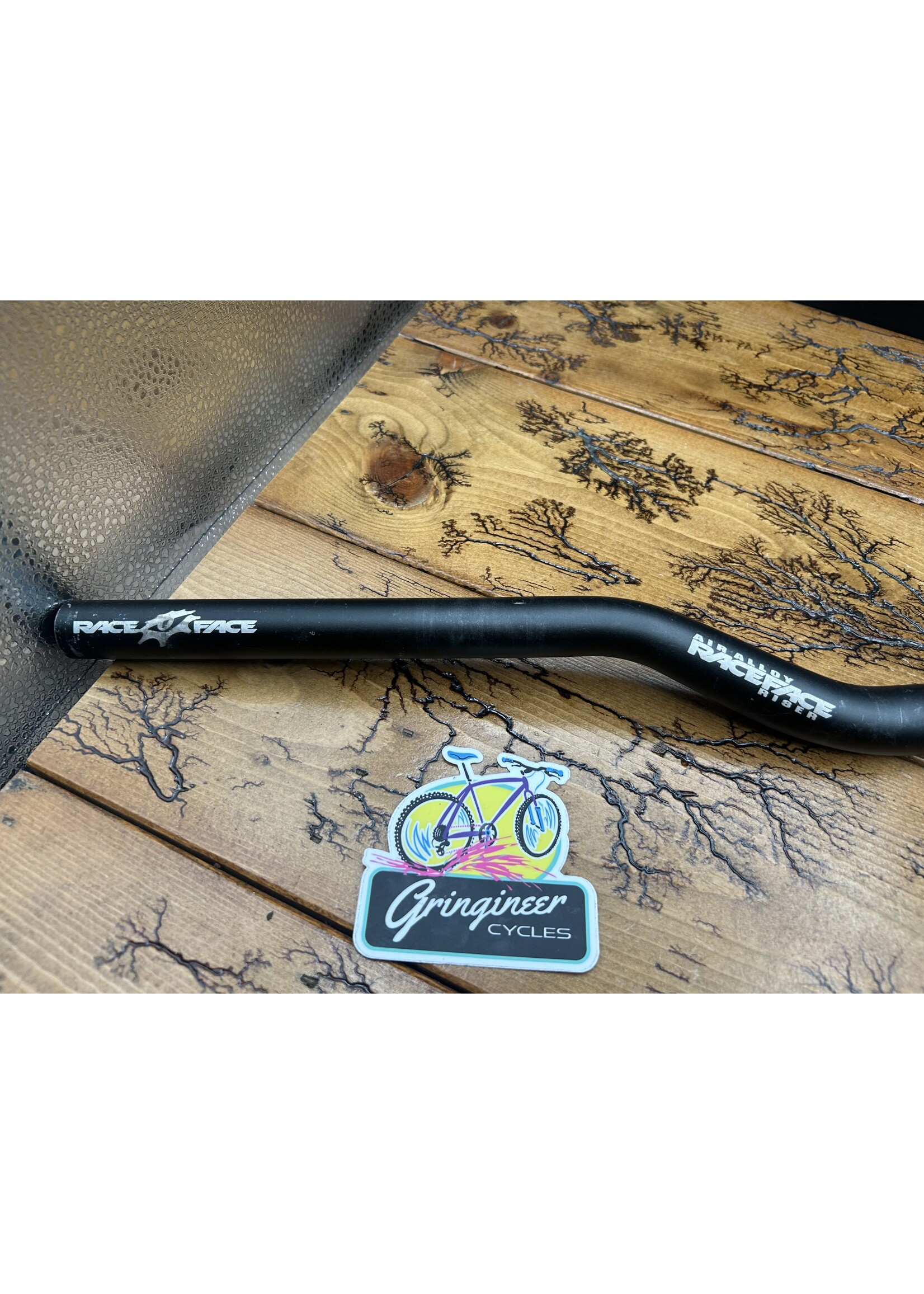 Raceface Raceface Air Alloy Riser 665mm 25.4mm Handlebar