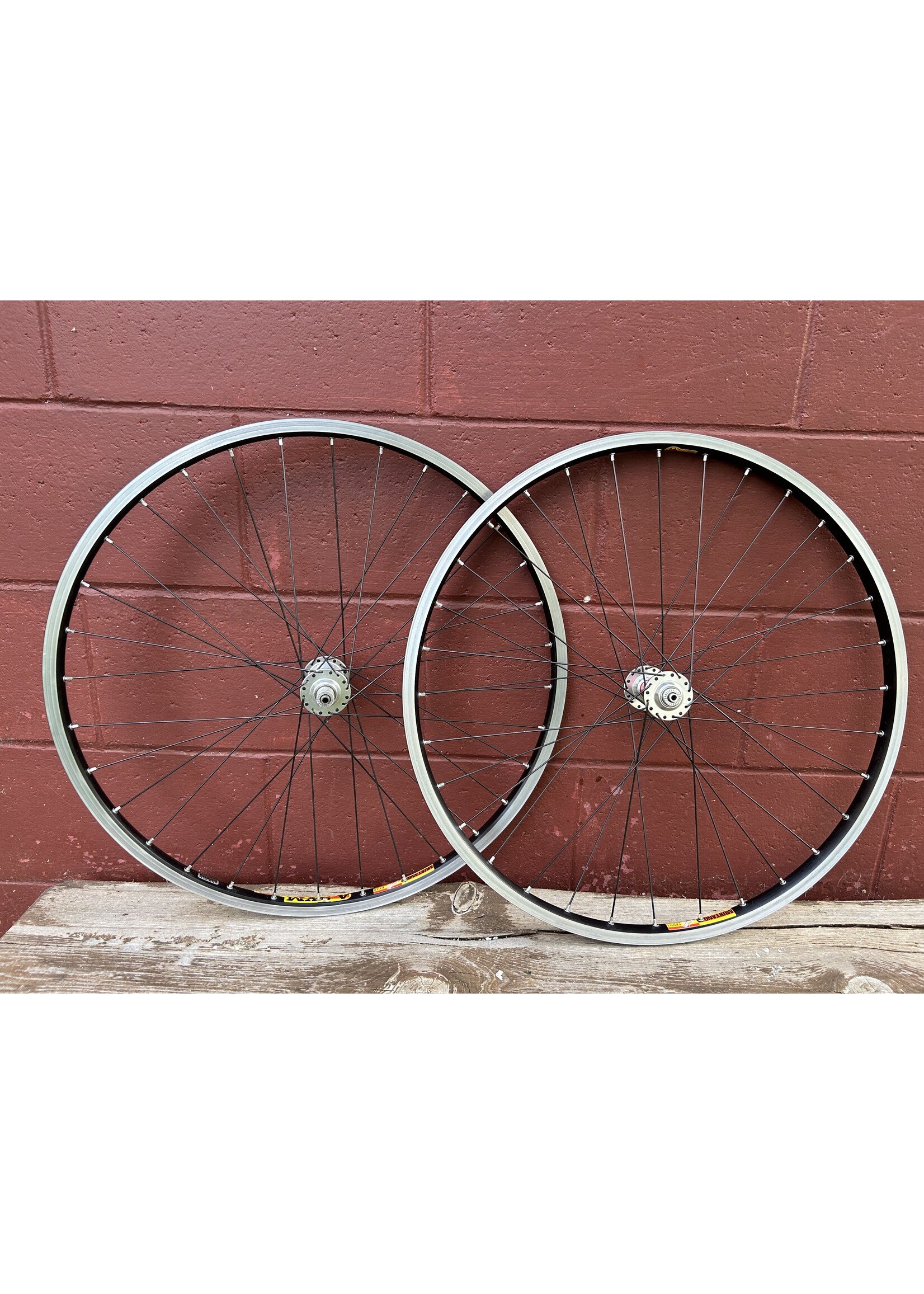 Bontrager Bontrager Mustang Nuke Proof Red Super Fly 26" QR Rim Brake Wheelset