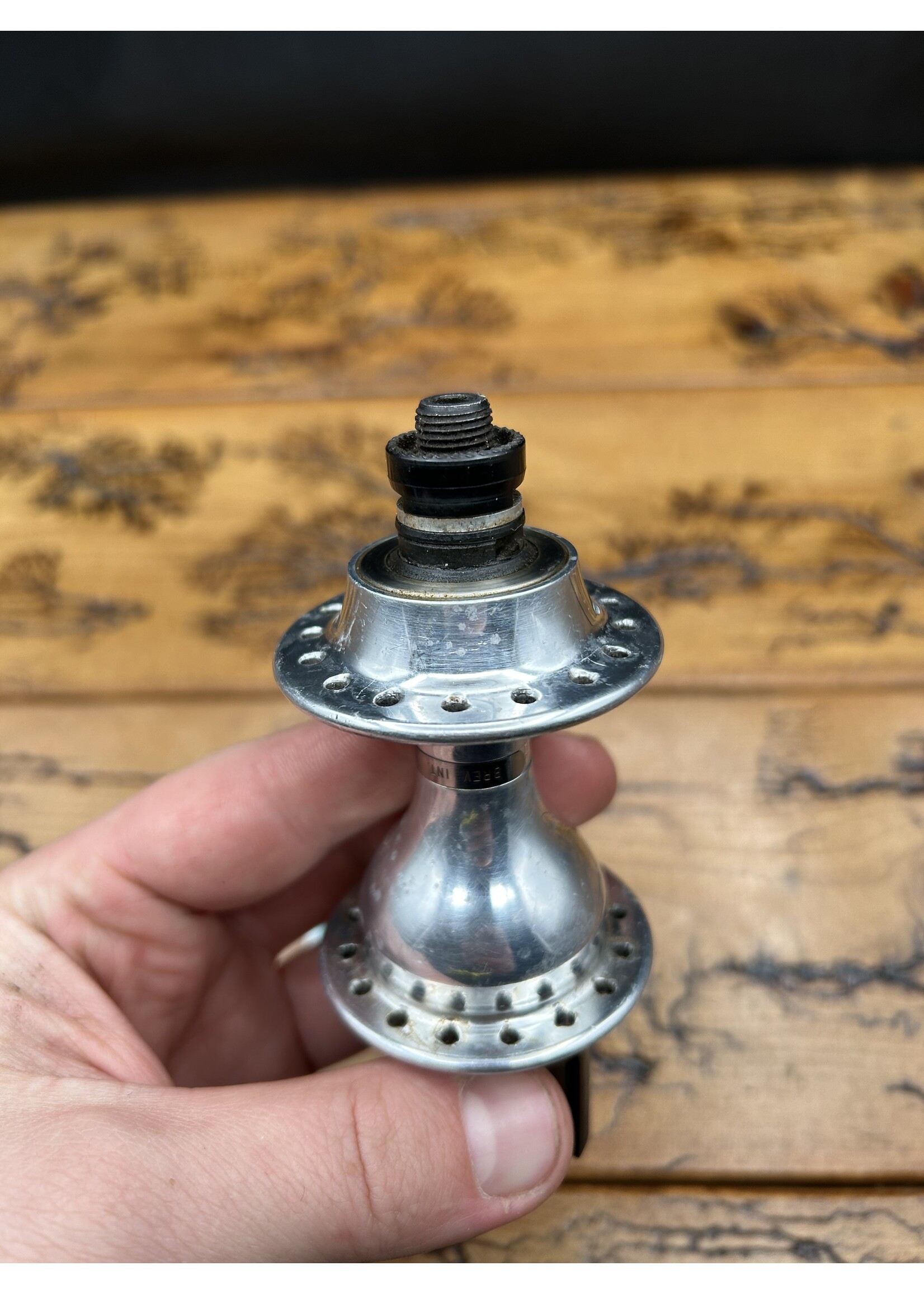 Campagnolo Campagnolo Record / Athena 32 Hole 130mm Rear Hub