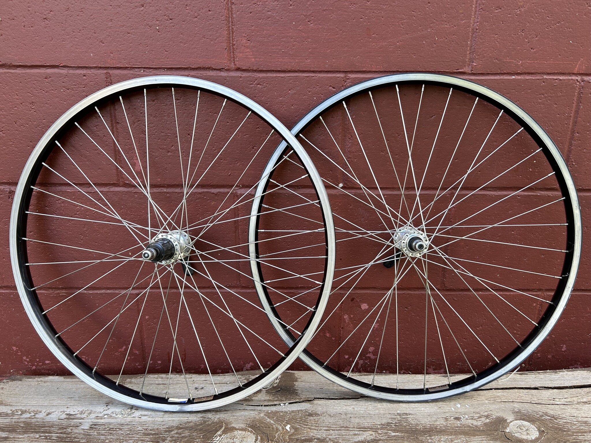 Araya RM20 Shimano Deore XT M730 26