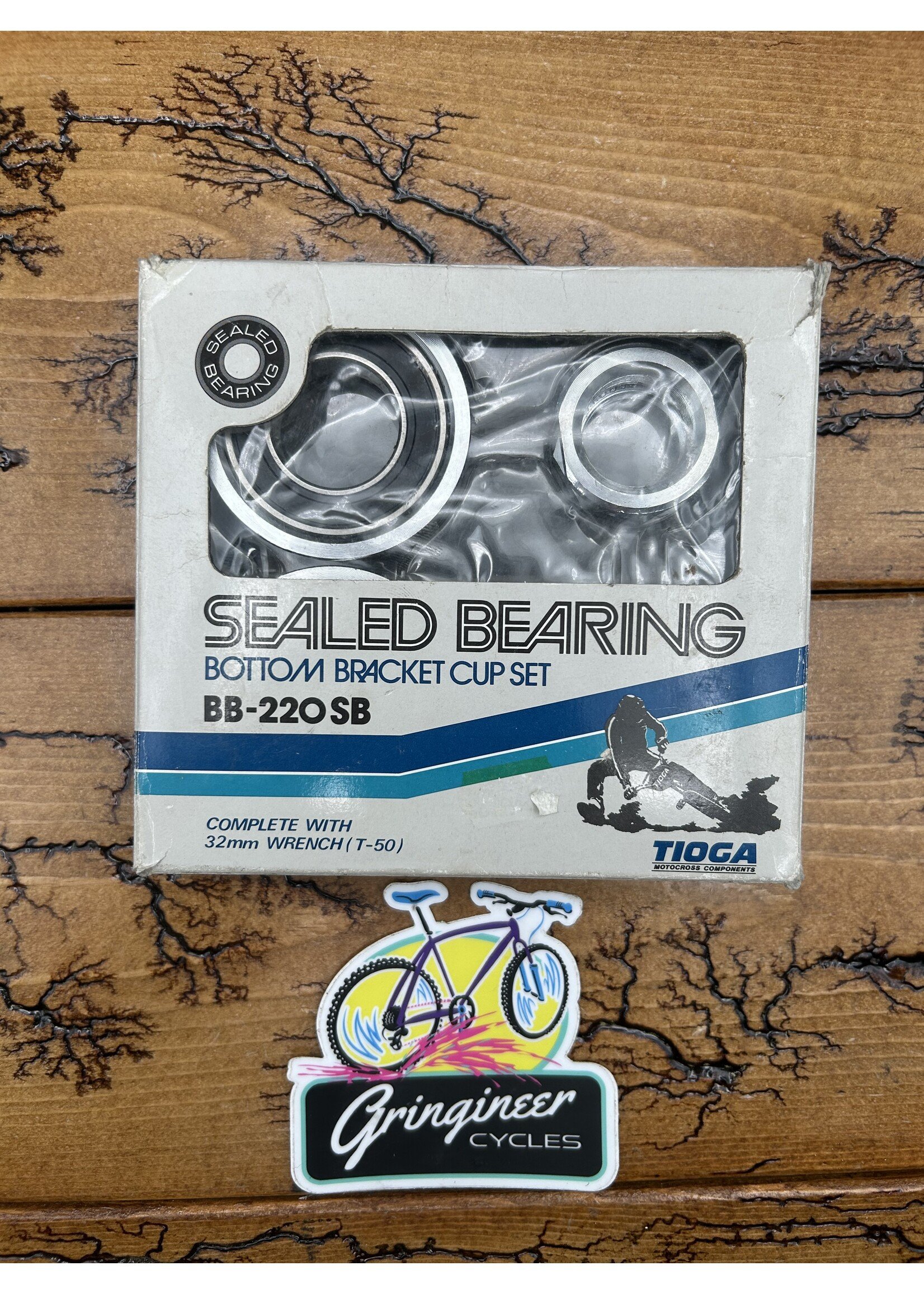 Tioga Tioga BB-220 SB Sealed Bearing Bottom Bracket Cup Set
