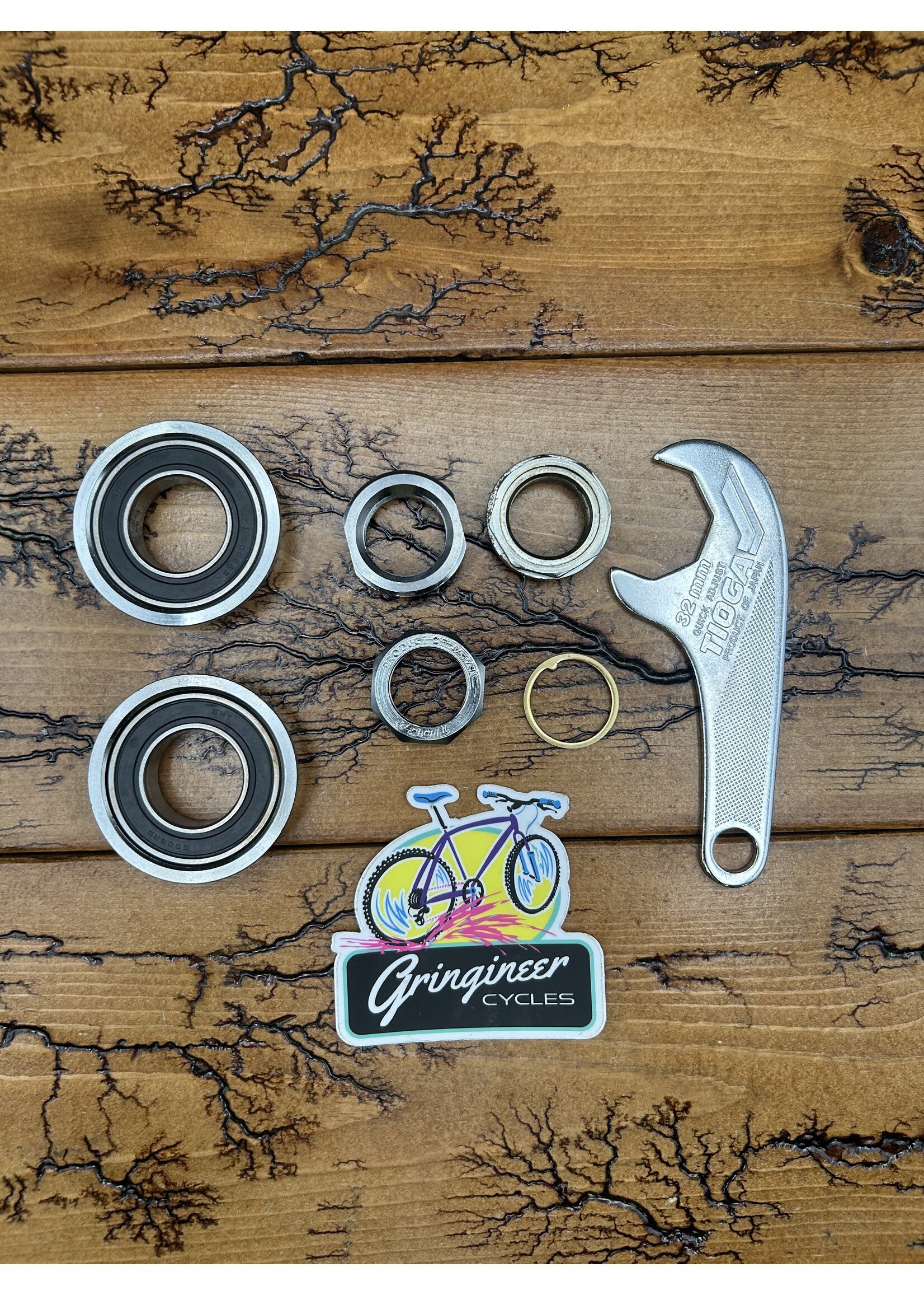 Tioga Tioga BB-220 SB Sealed Bearing Bottom Bracket Cup Set