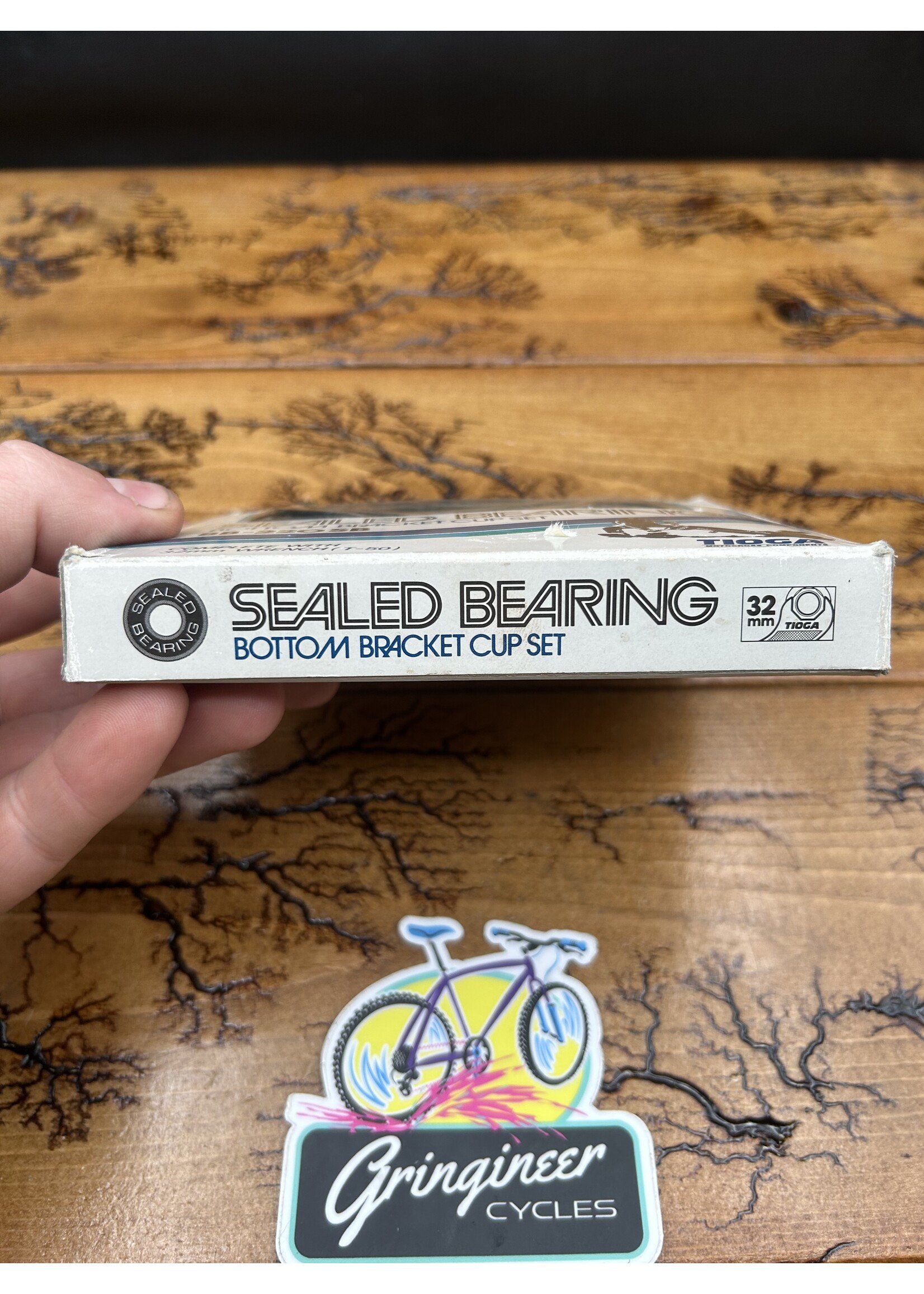 Tioga Tioga BB-220 SB Sealed Bearing Bottom Bracket Cup Set