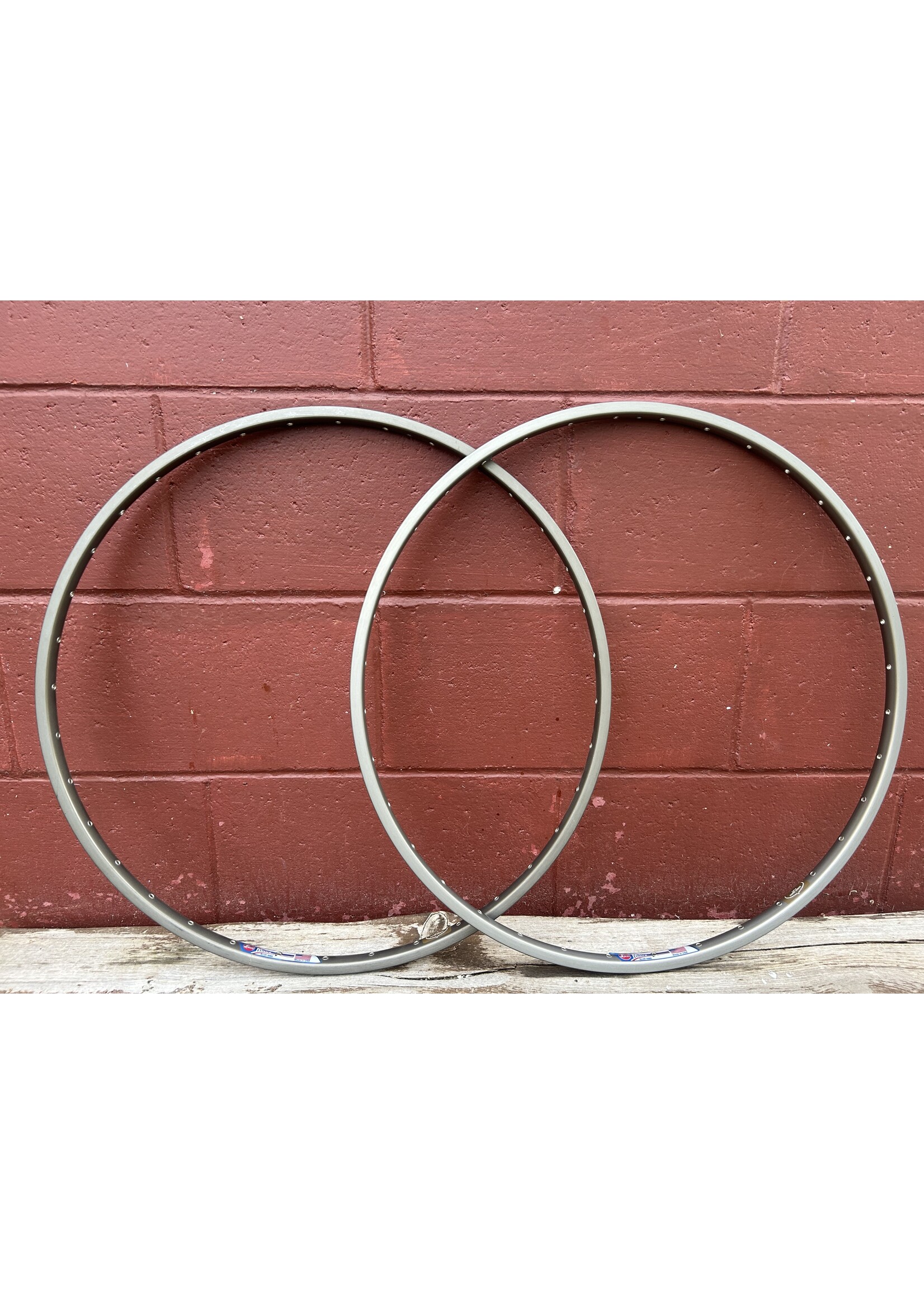 Sunrims Sun Mistral Ultra Hard Anno 26 Inch 36 Hole Rims Set Of 2 NOS