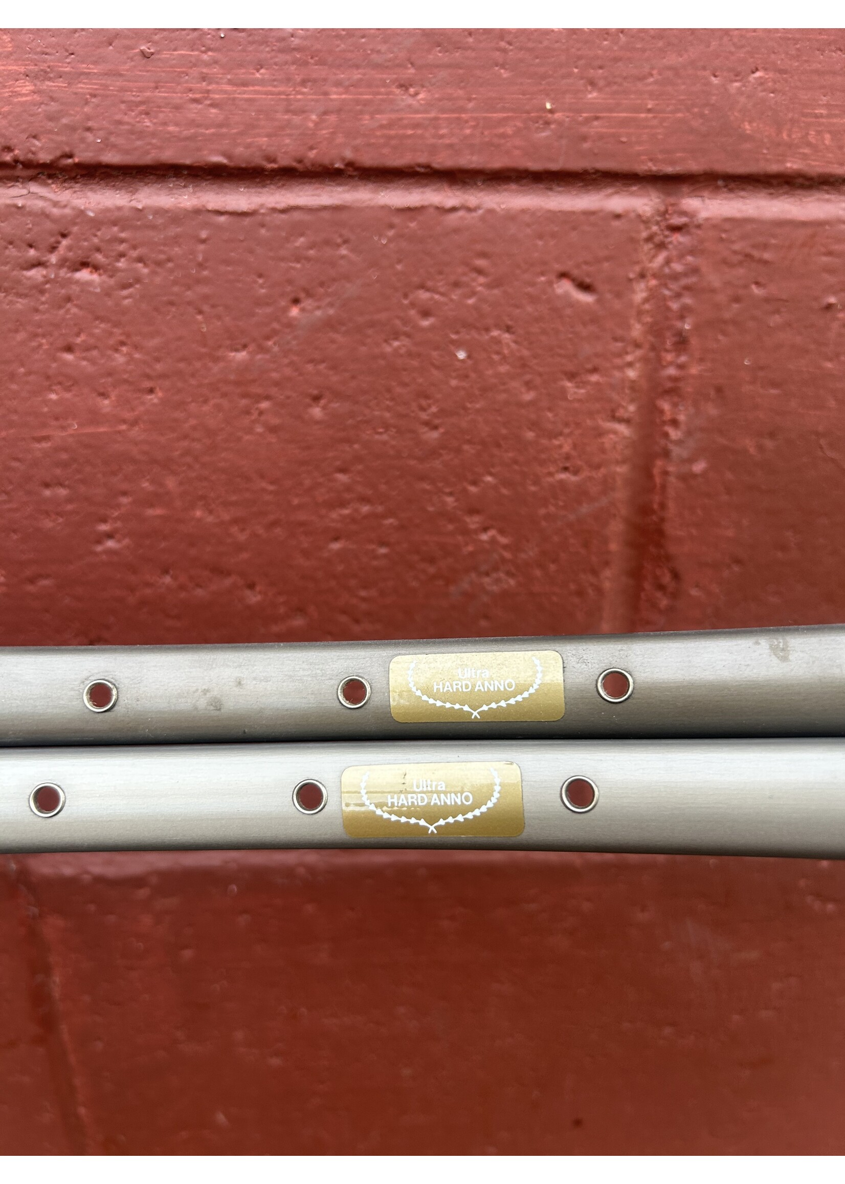 Sunrims Sun Mistral Ultra Hard Anno 26 Inch 36 Hole Rims Set Of 2 NOS