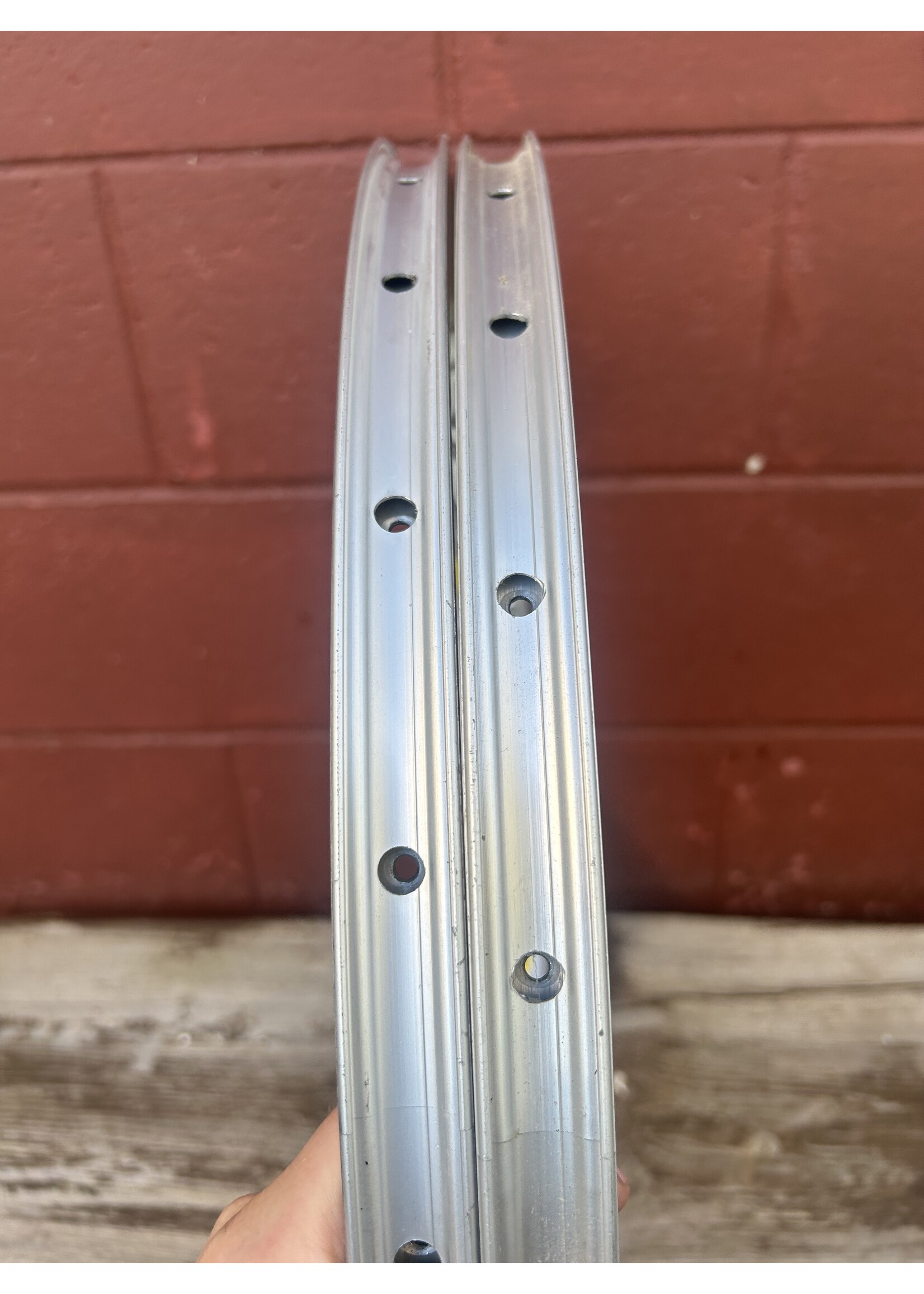 Mavic Mavic Cross Ride Silver 26 Inch 24 Hole Rims Set Of 2