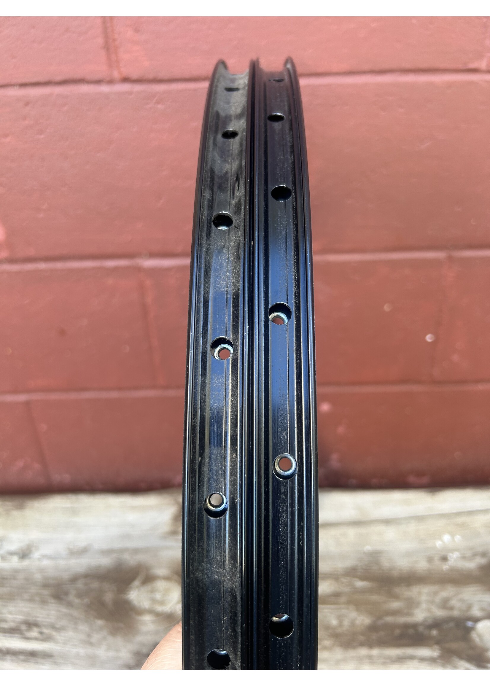 希少品!! MAVIC 26インチ高級リム(XC-717DISK) 希少品！MAVIC 26インチ高級リム(XC717DISK)