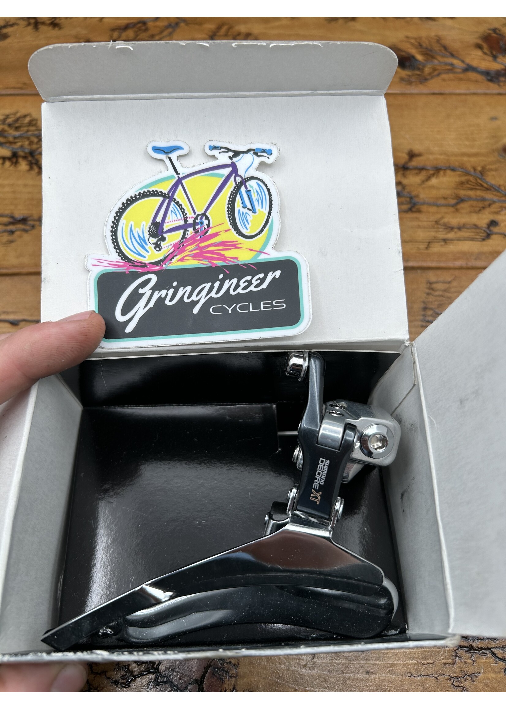 SHIMANO Shimano Deore XT FD-M735 31.8mm Front Derailleur NOS