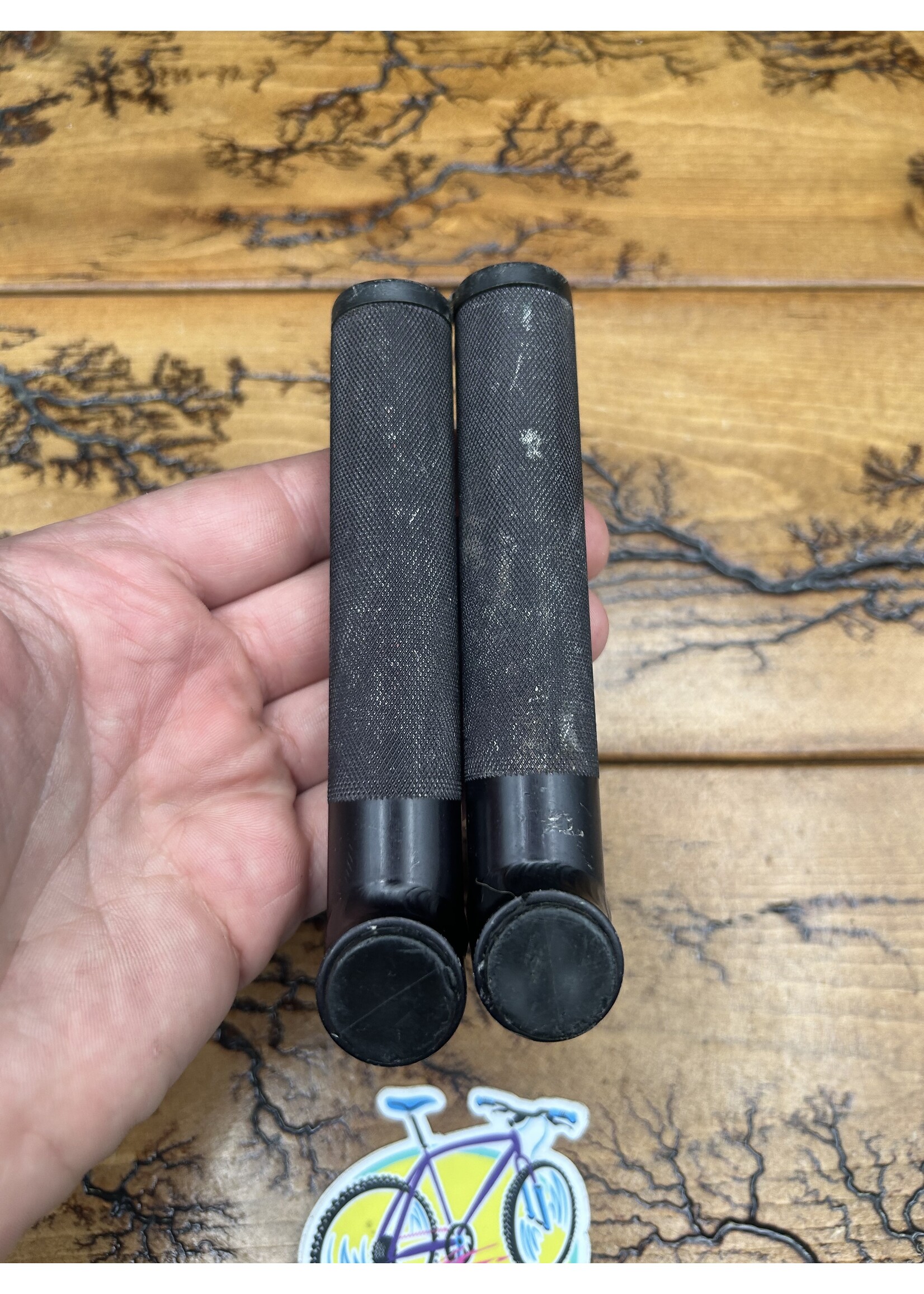 Control Tech Control Tech Black Short Expander Plug Style Bar Ends