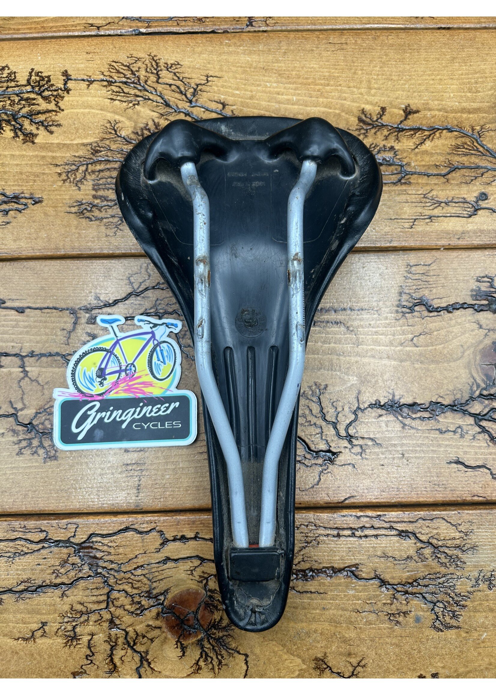 Vetta Vetta TT Tri Shock Saddle