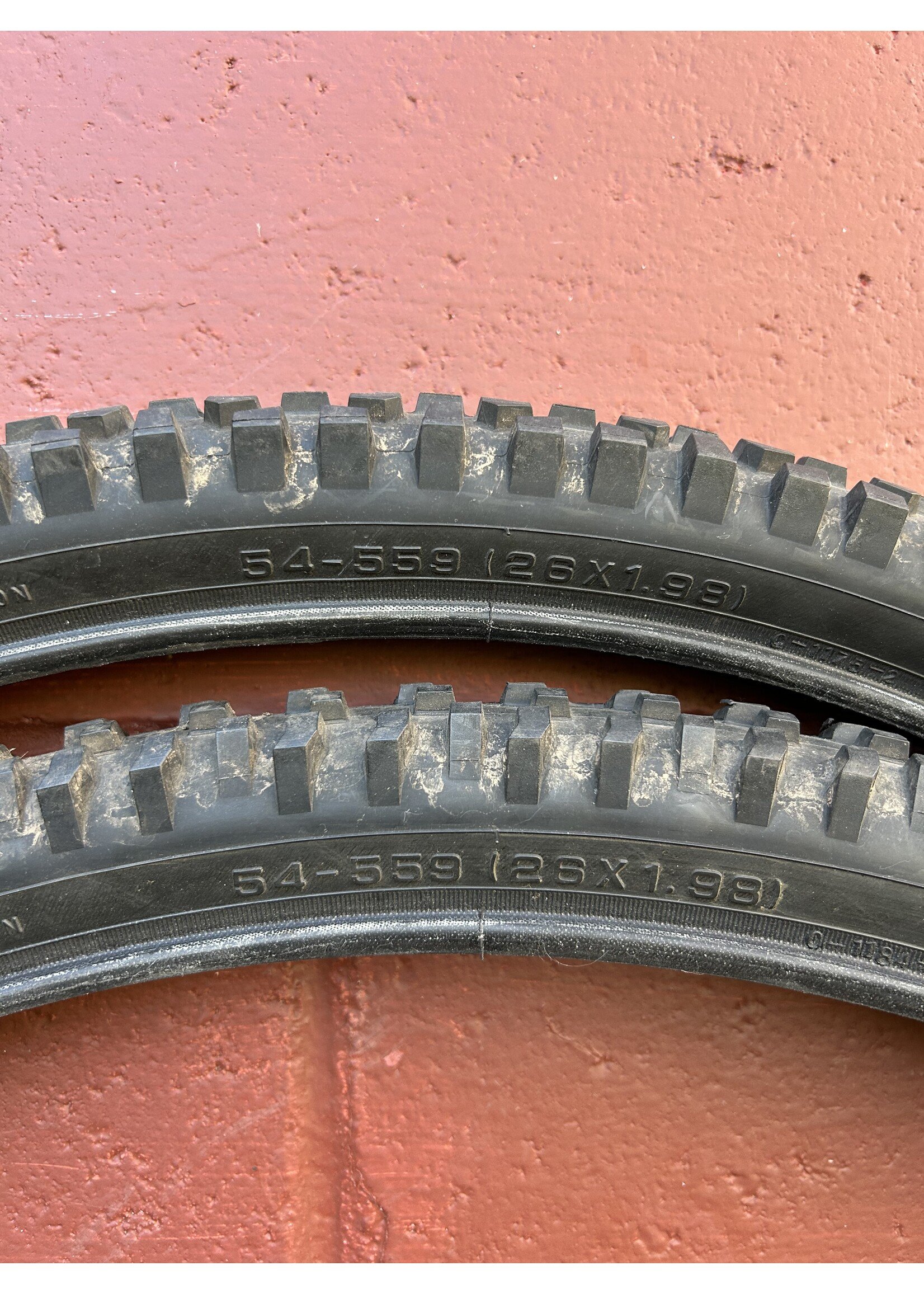 Kona Kona Break And Enter 26x1.98 Tires Set of 2