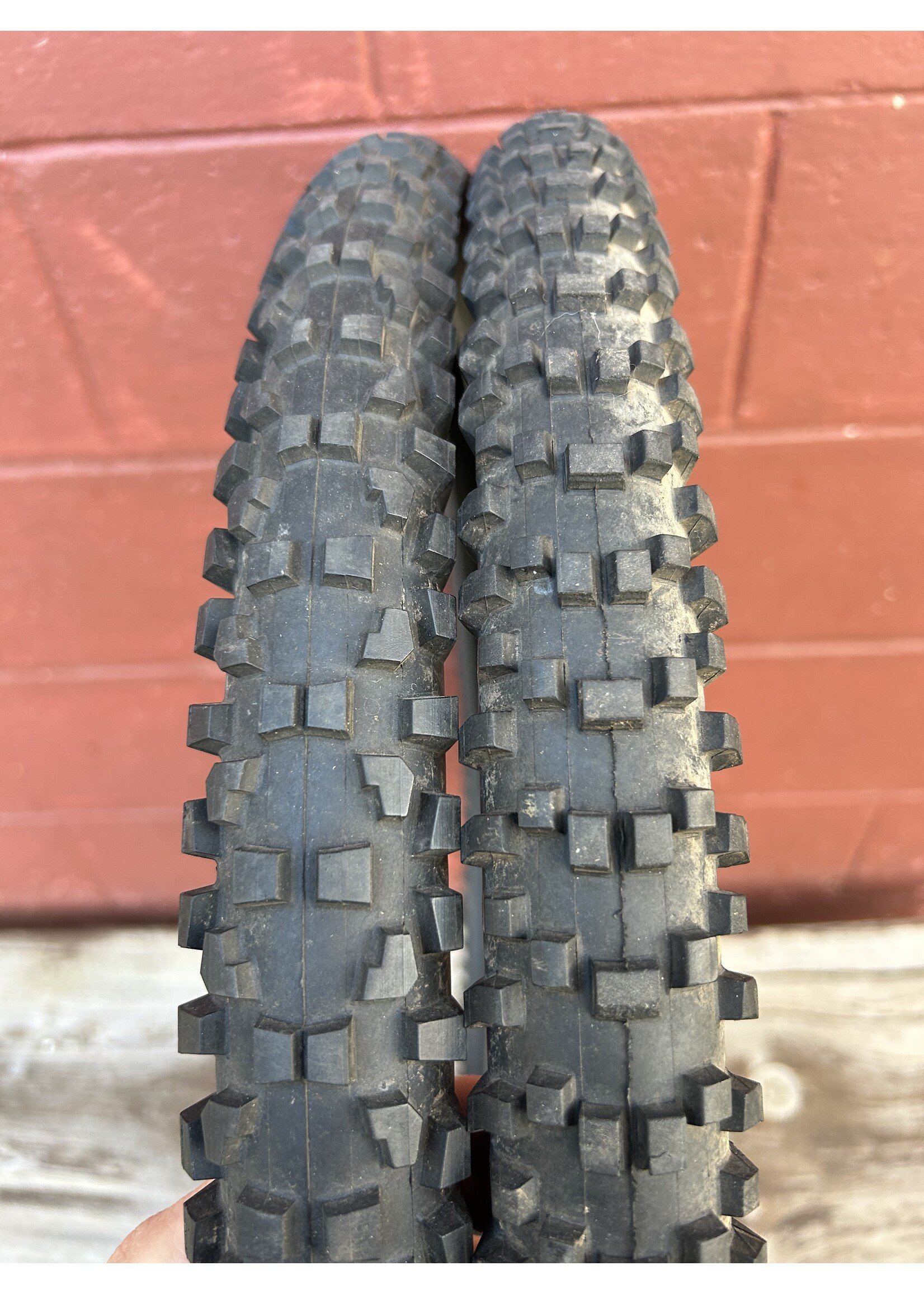 Kona Kona Break And Enter 26x1.98 Tires Set of 2