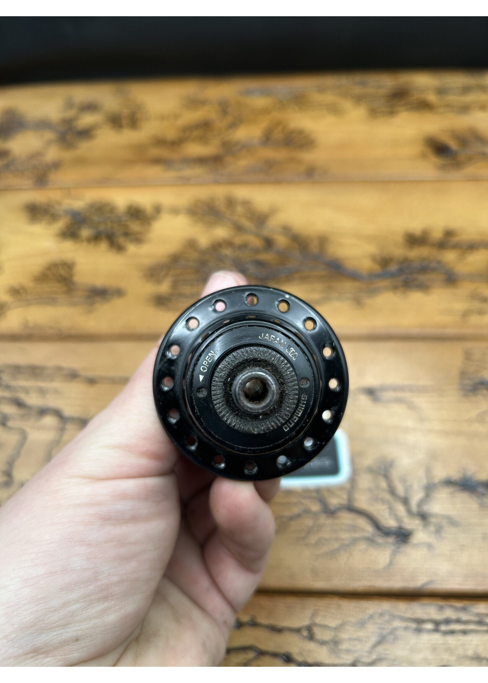 SHIMANO Shimano Deore XT FH-M732 Black 32 Hole 135mm Rear Hub