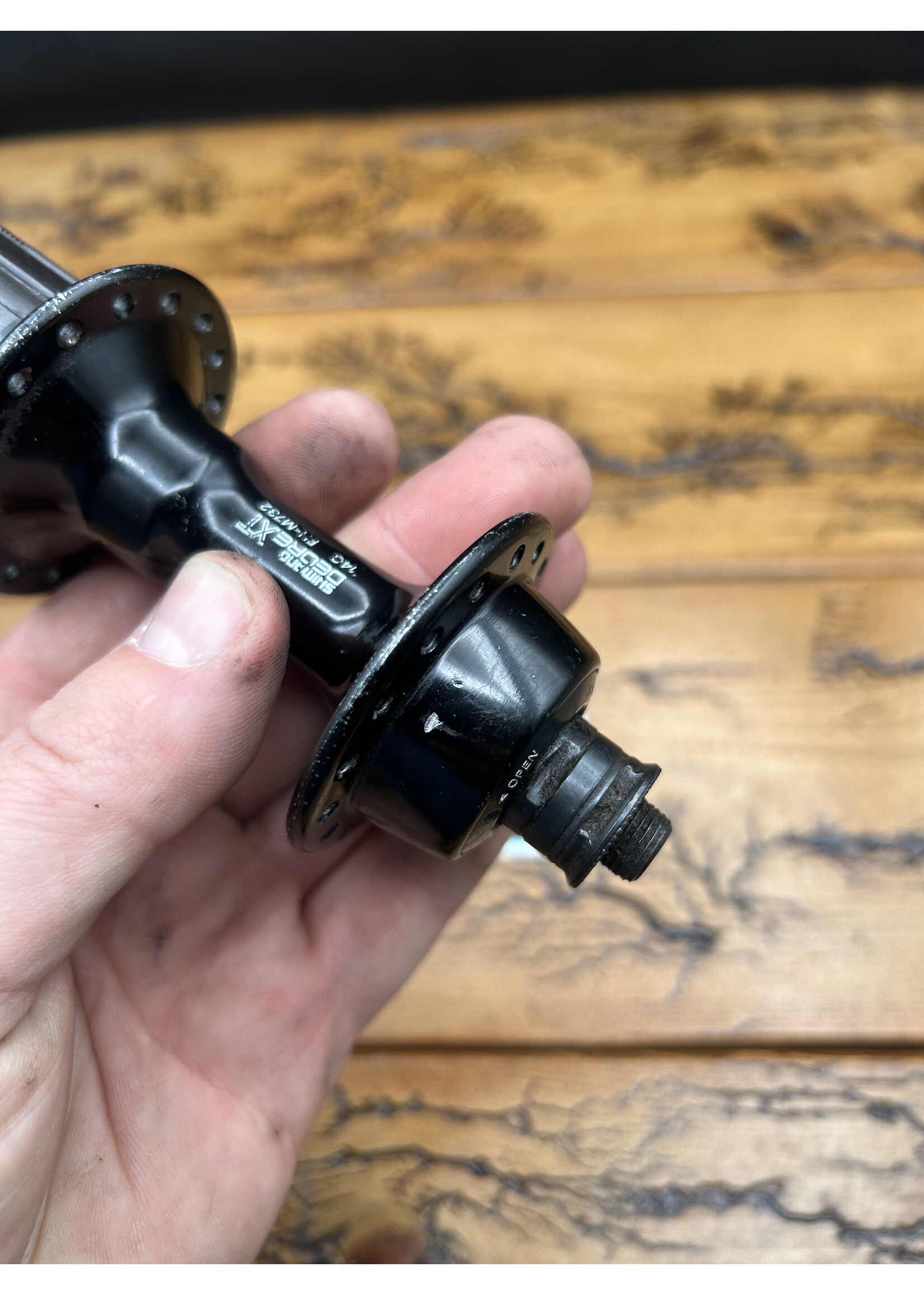 SHIMANO Shimano Deore XT FH-M732 Black 32 Hole 135mm Rear Hub