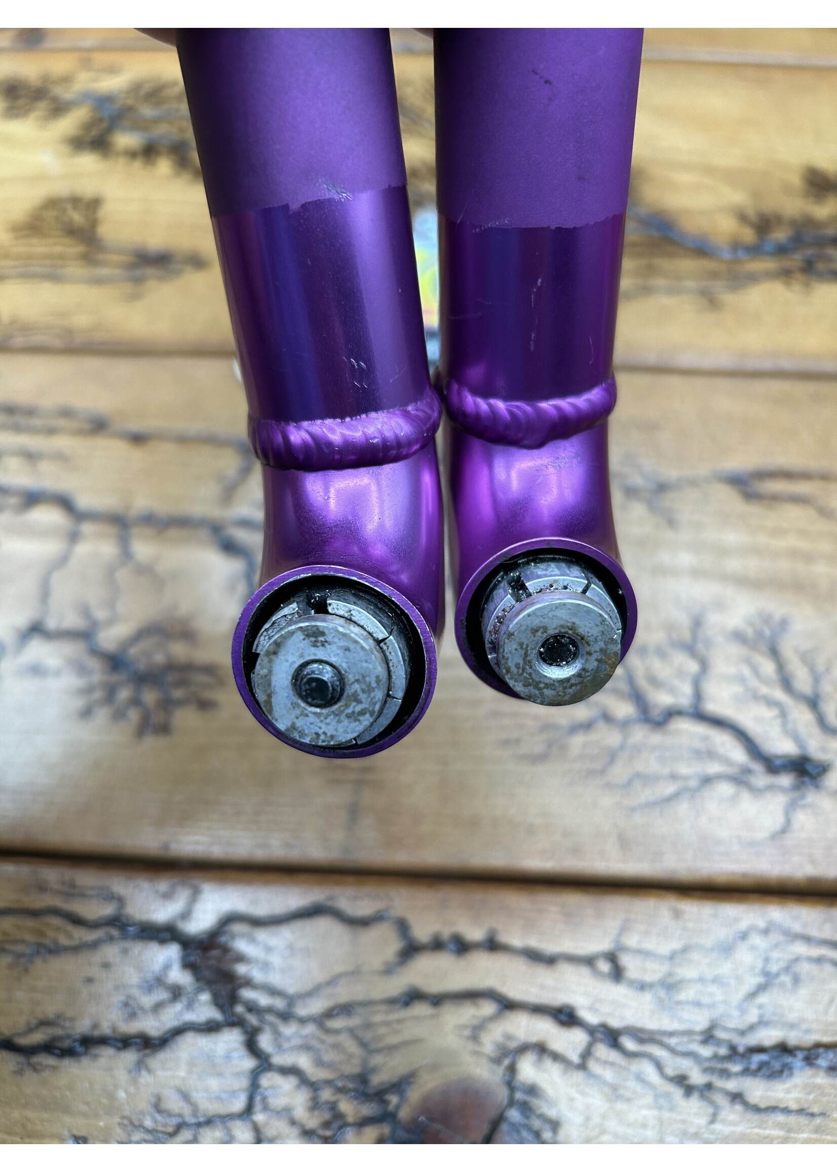 Answer Answer Purple Hyper Ends Barends