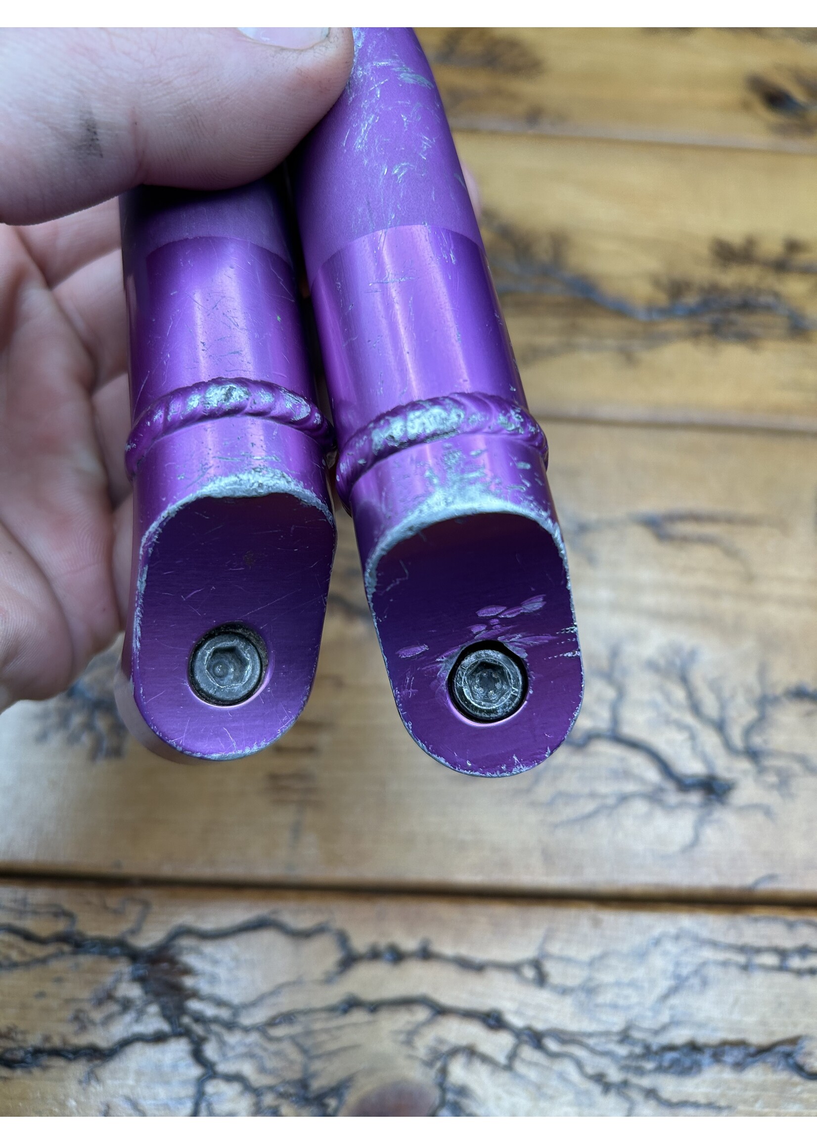 Answer Answer Purple Hyper Ends Barends