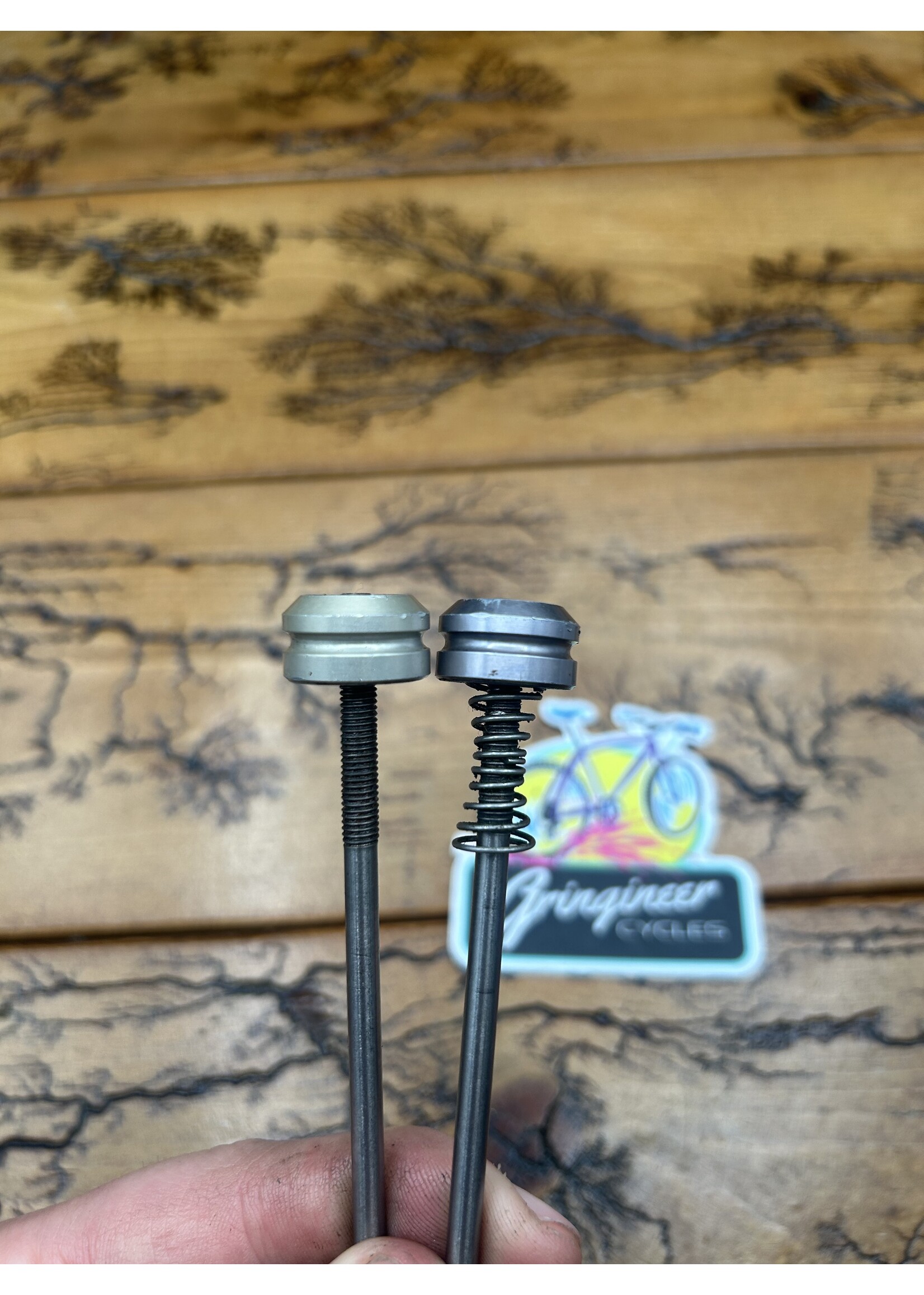 Specialized Specialized Trick Titanium Quick Release Skewer Set